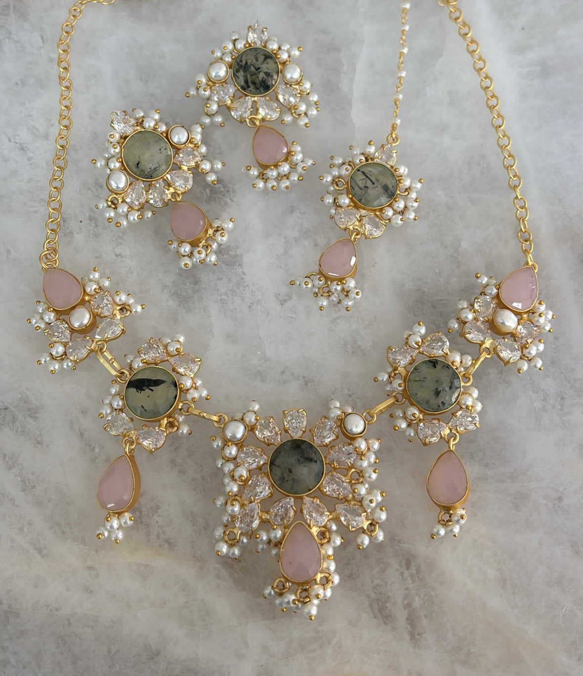 Precious Prehnite/rose quartz's