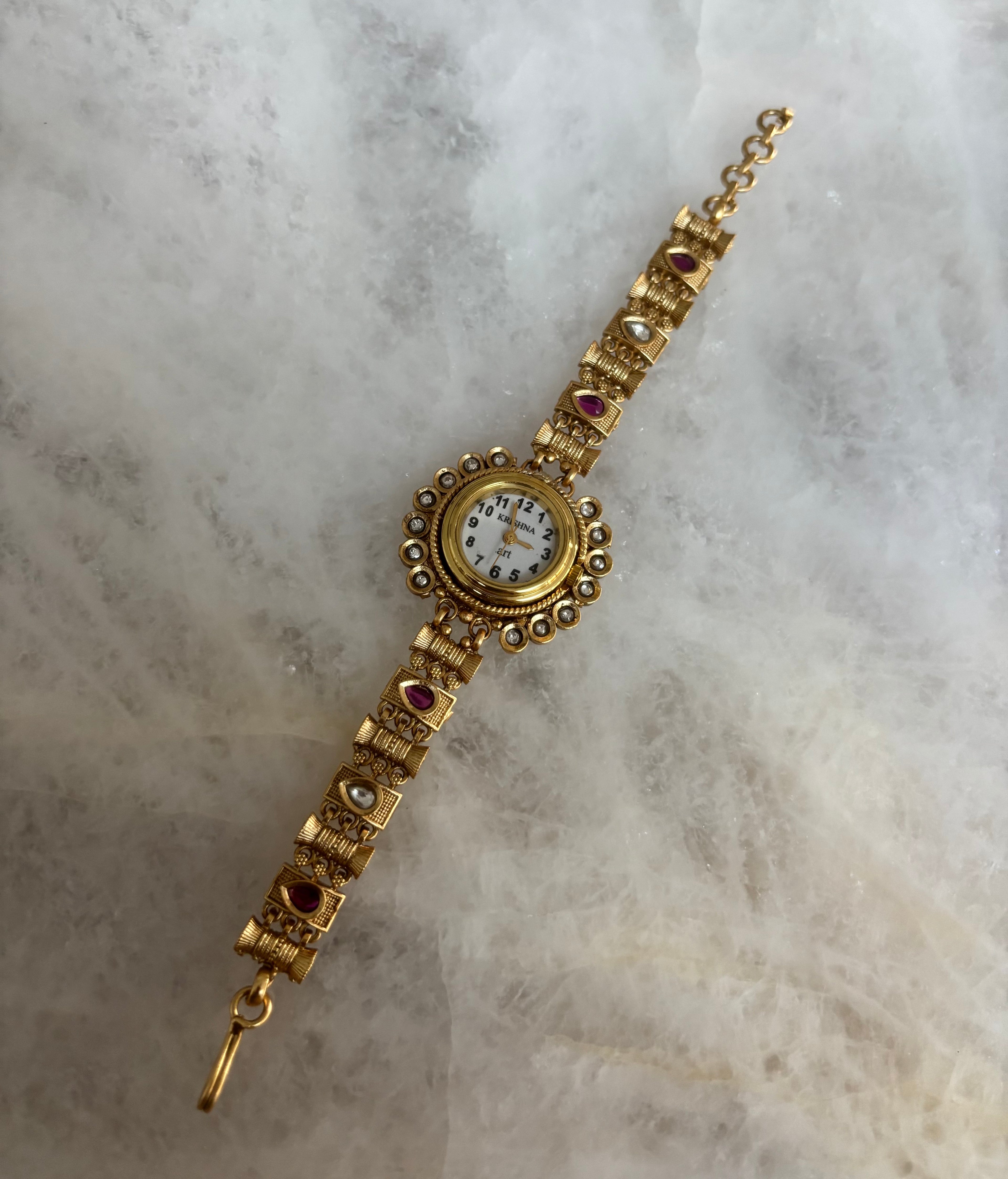 Watch (J)