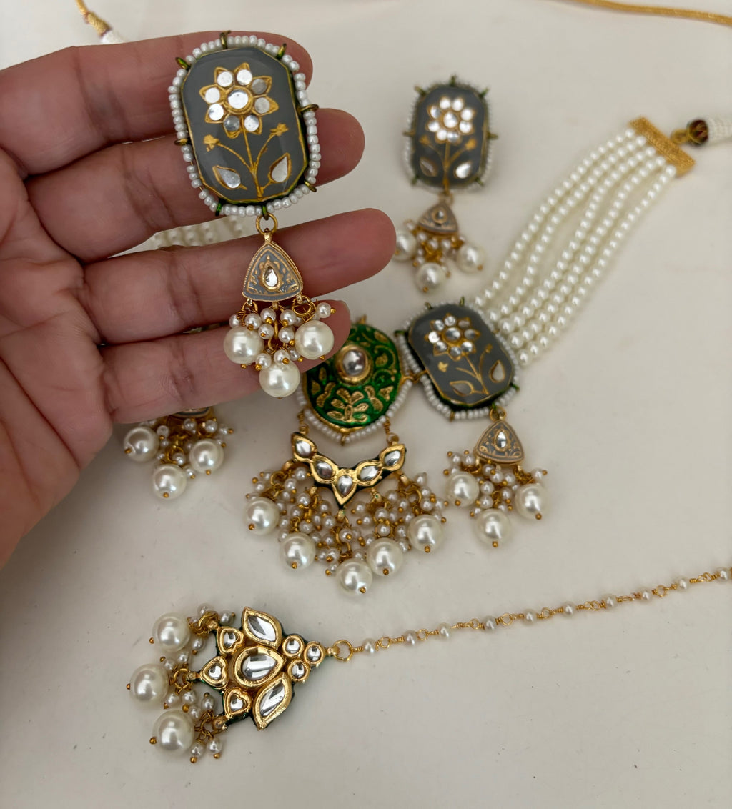 Kundan pearl (green/grey) image 1