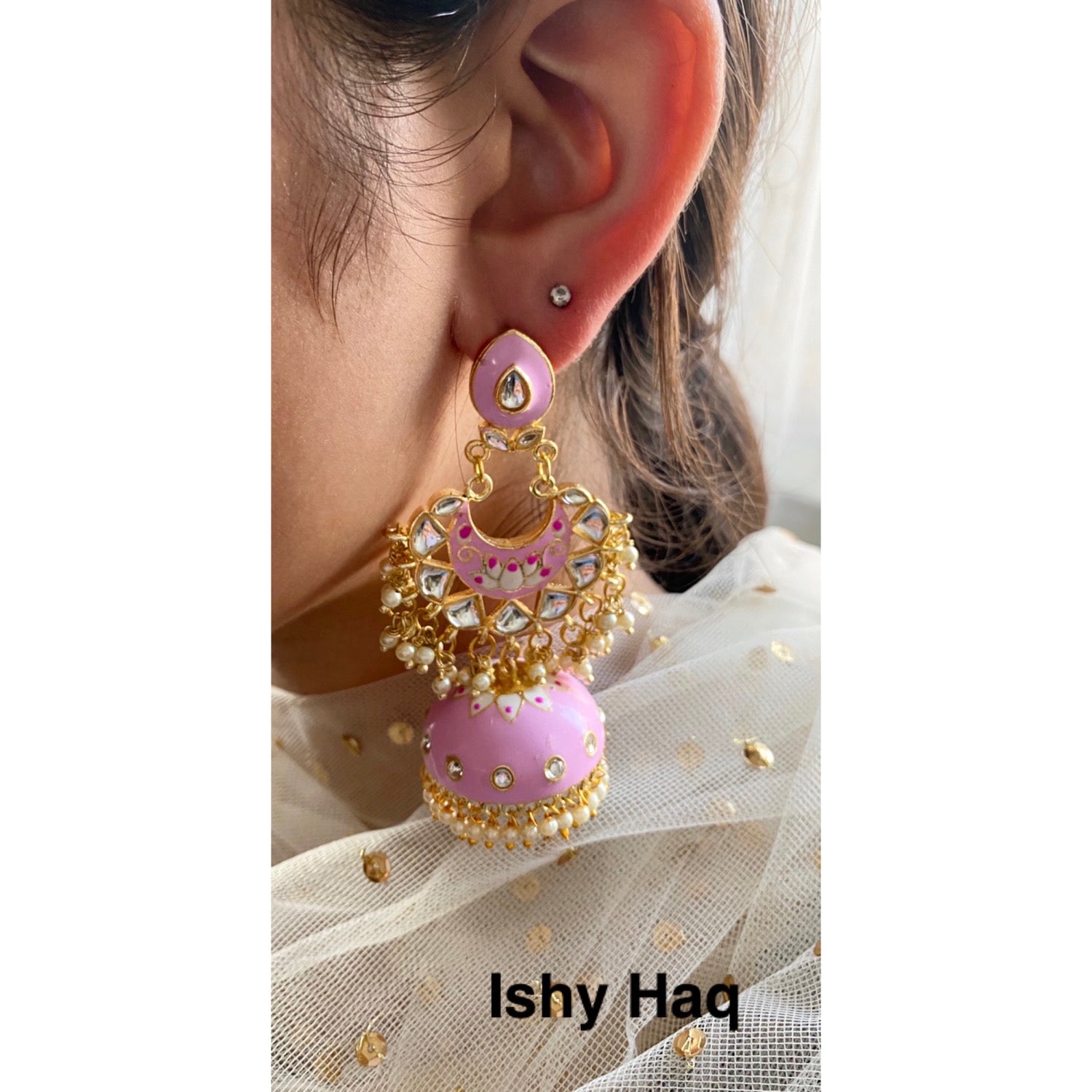 Koyal statement earring image 0