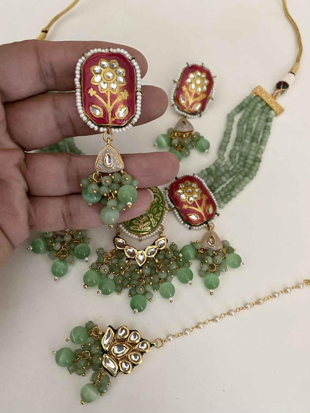kundan  choker  image 1