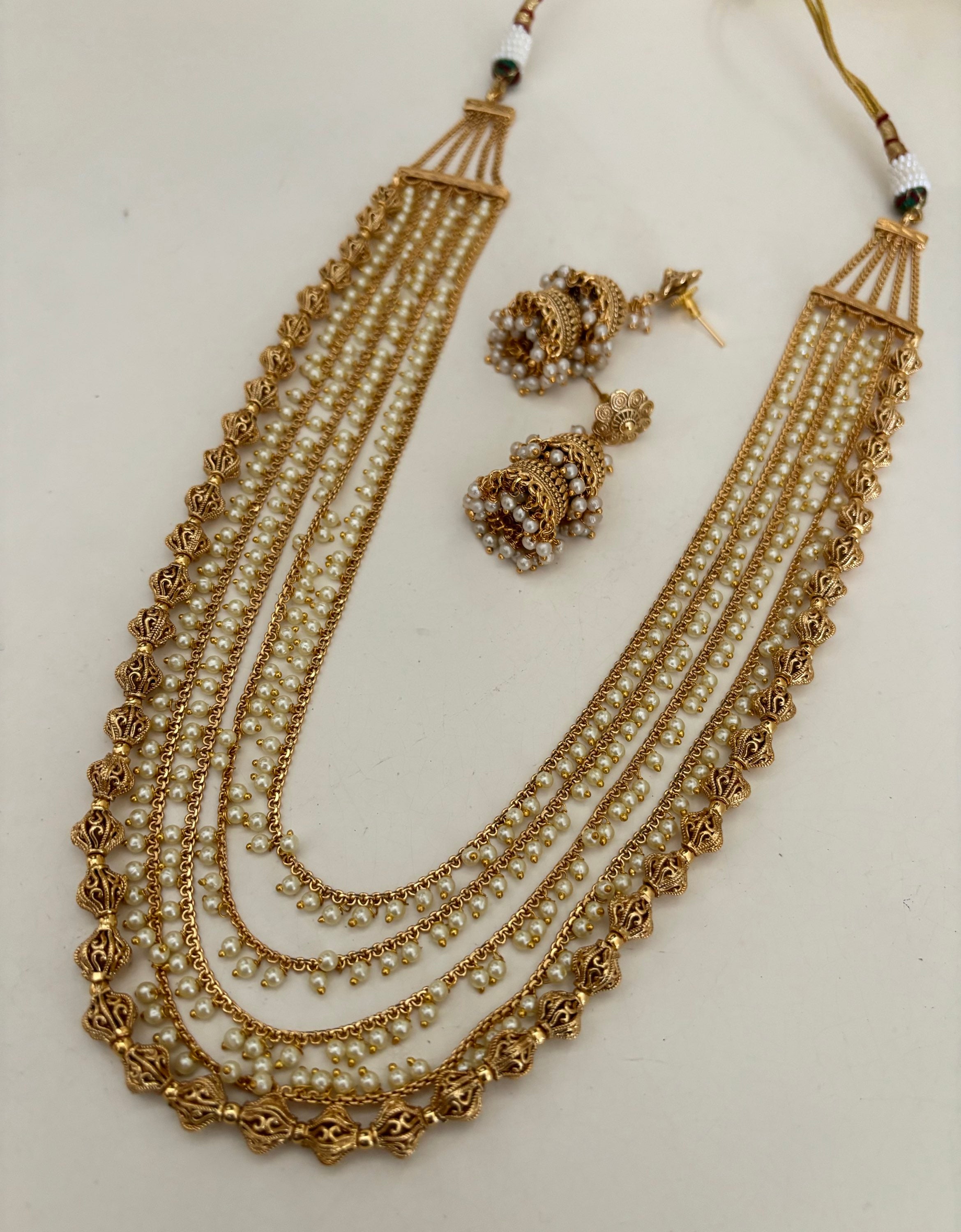 Long layared haar with pearl drop image 1