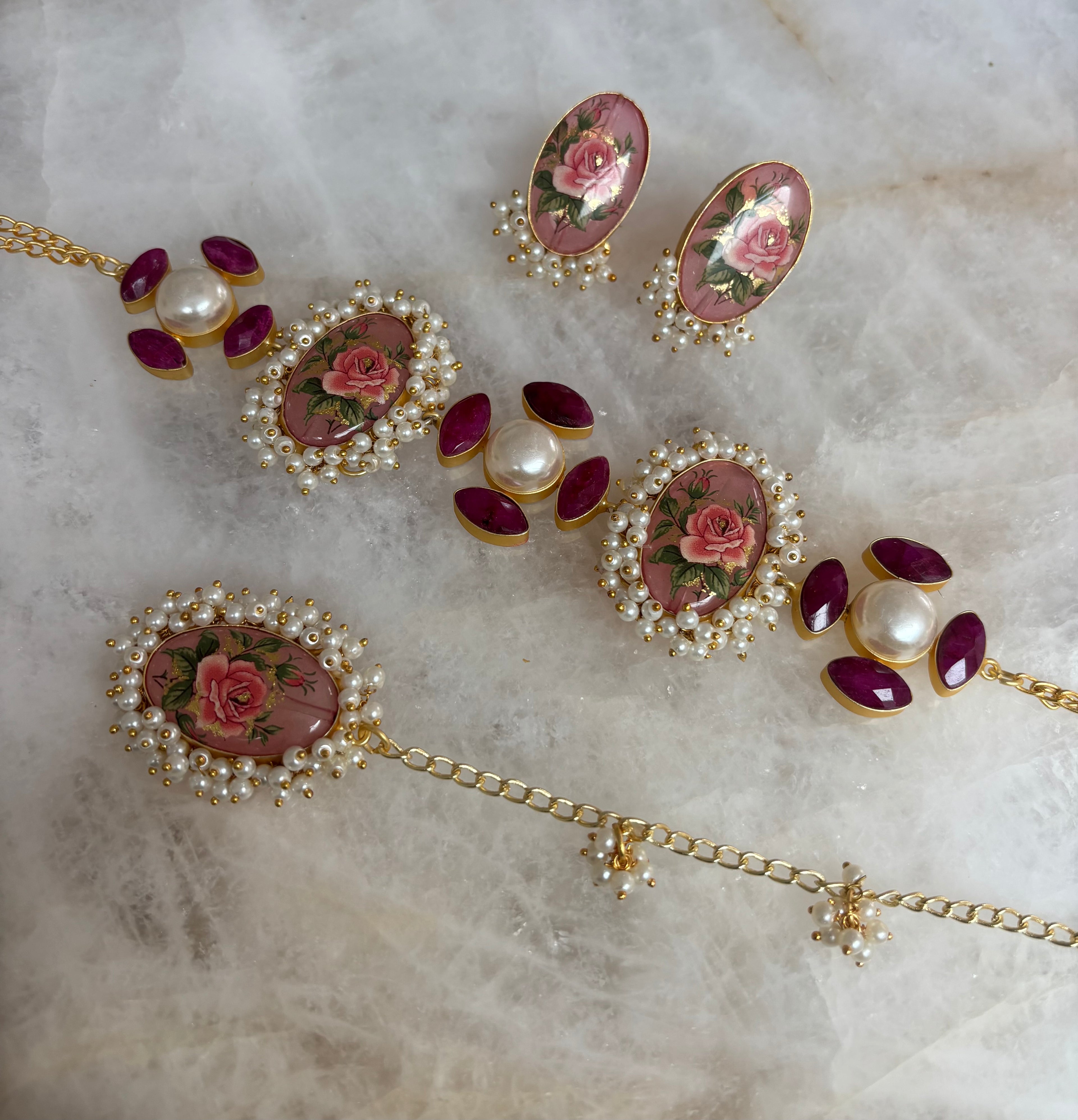 Limited edition choker (B)