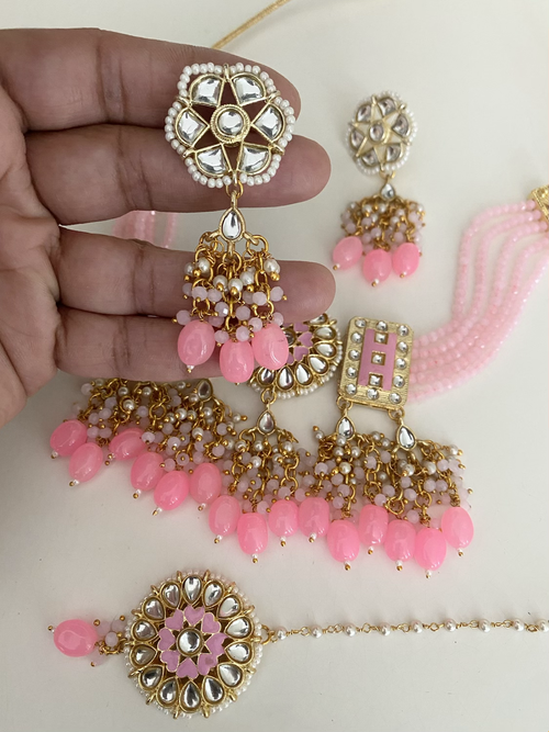 Begum kundan choker  image 1