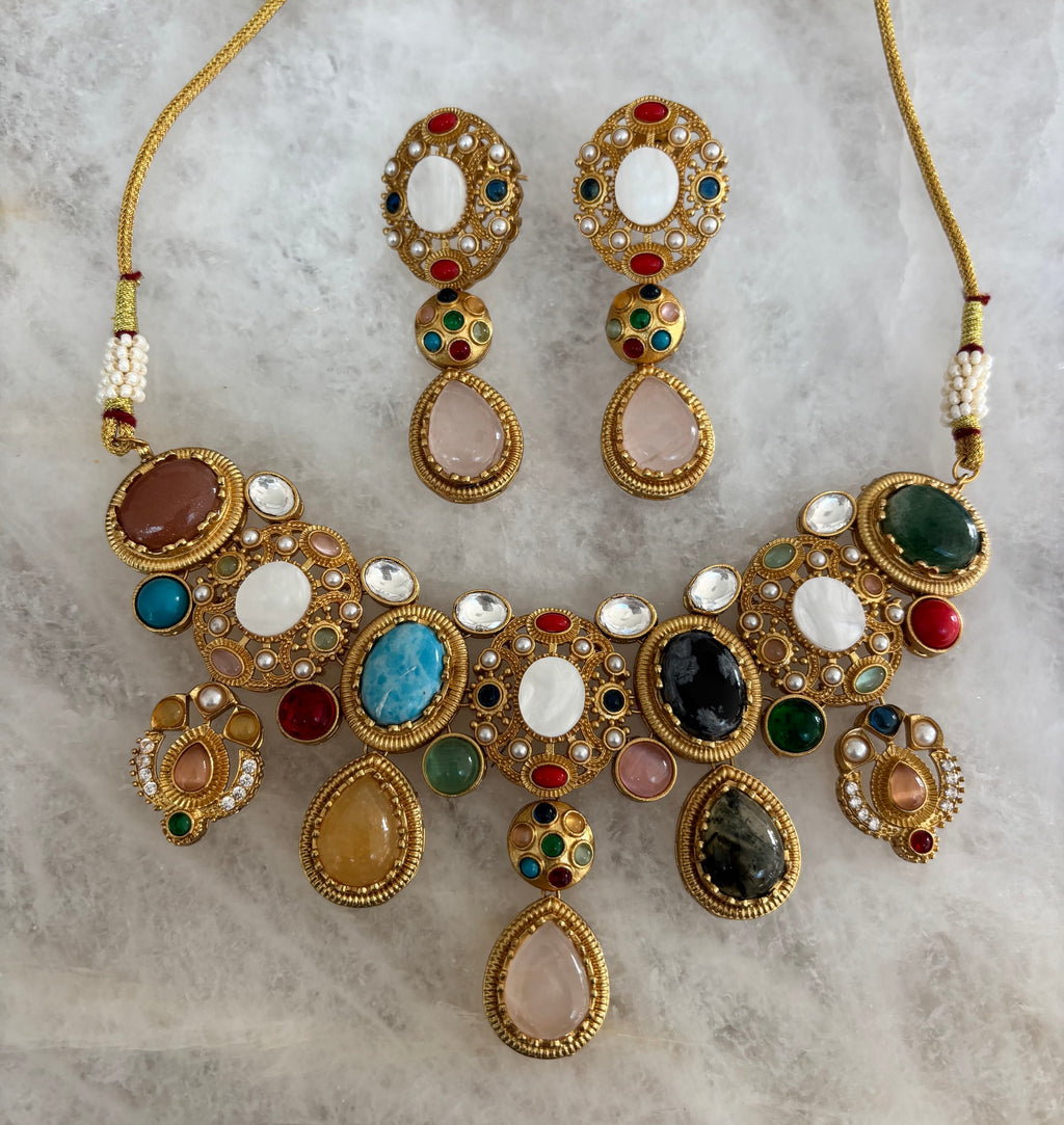 Dupion choker  image 2