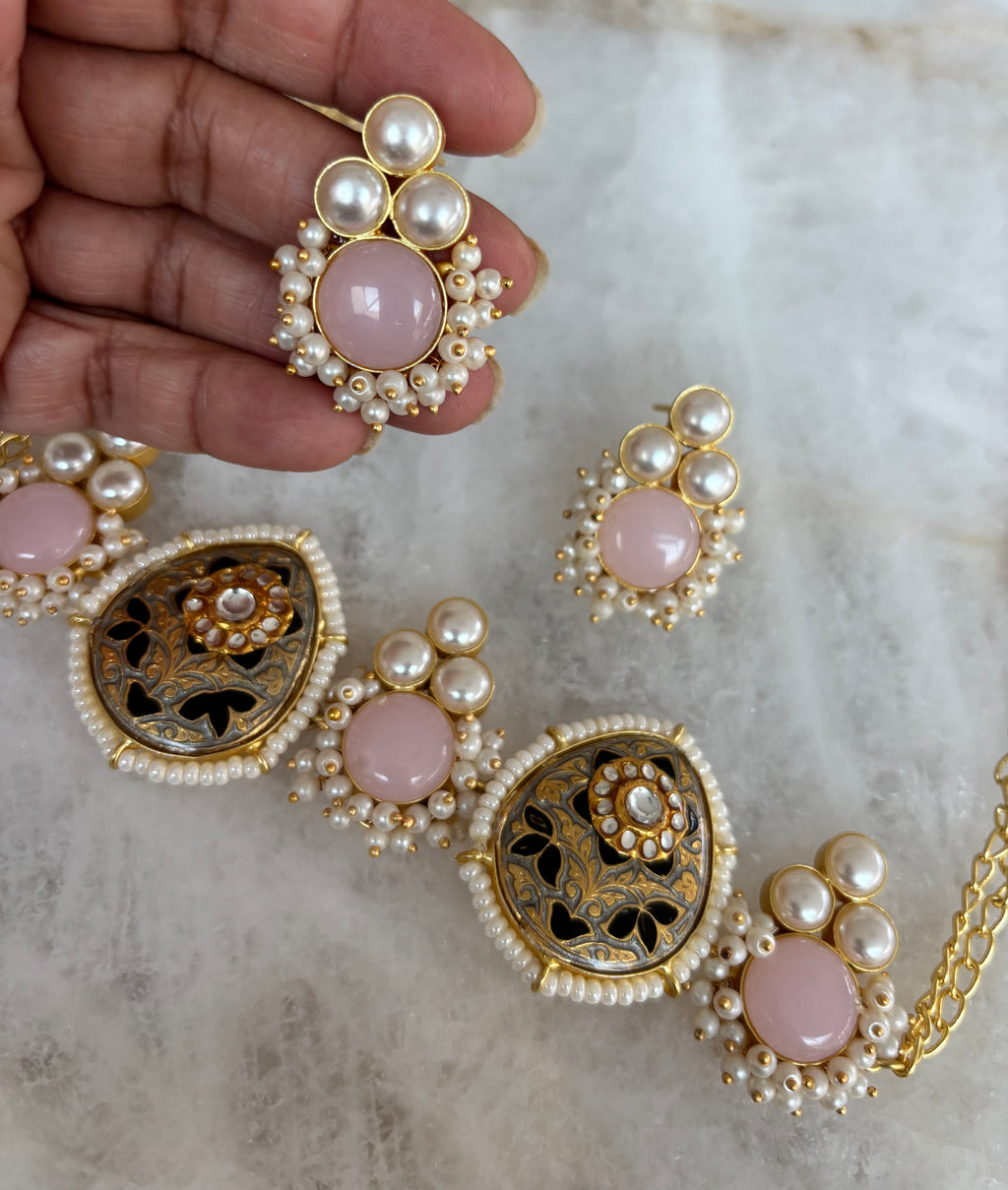 Limited edition choker (A)