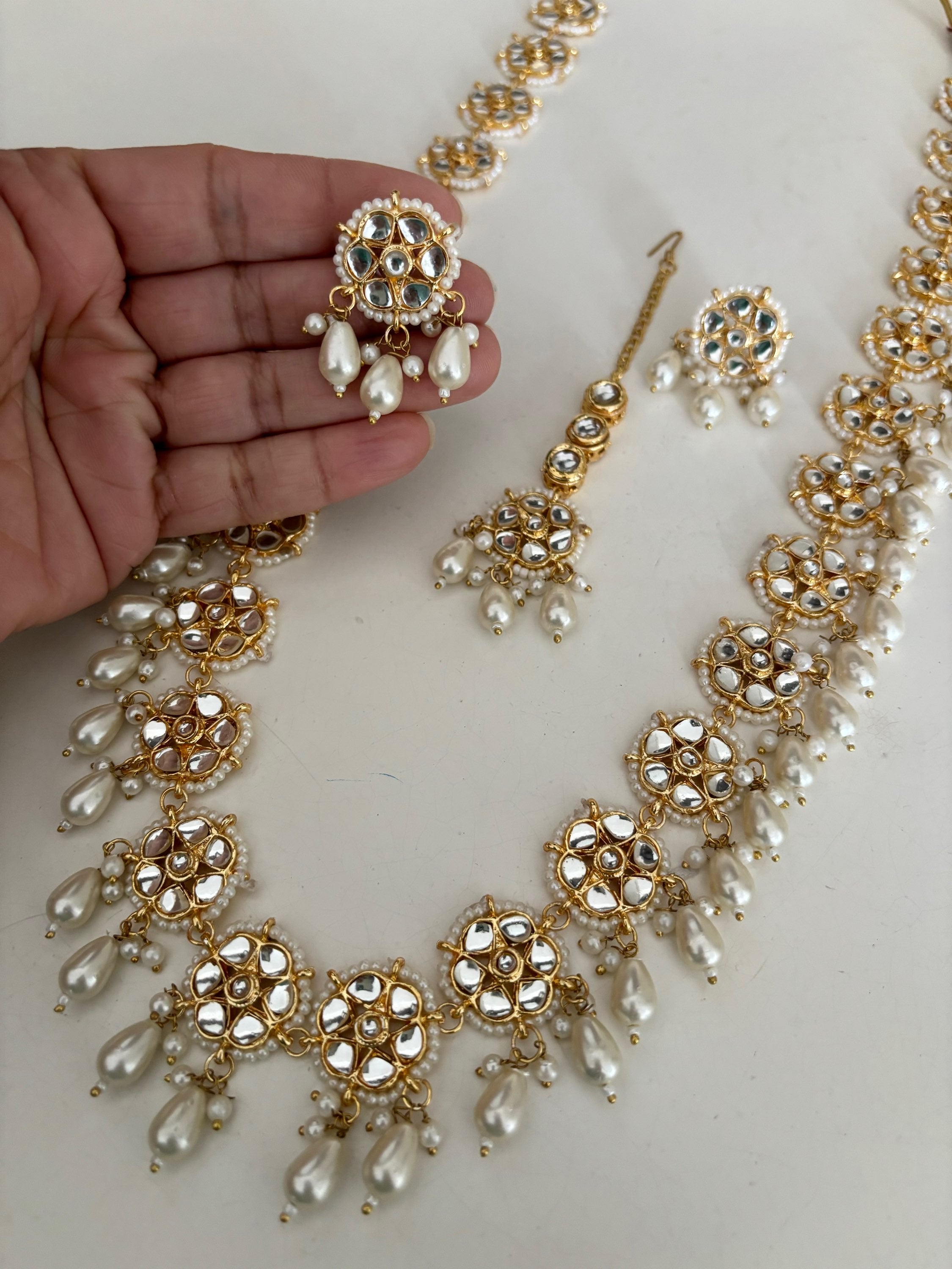 Ishrat (pearl) image 3