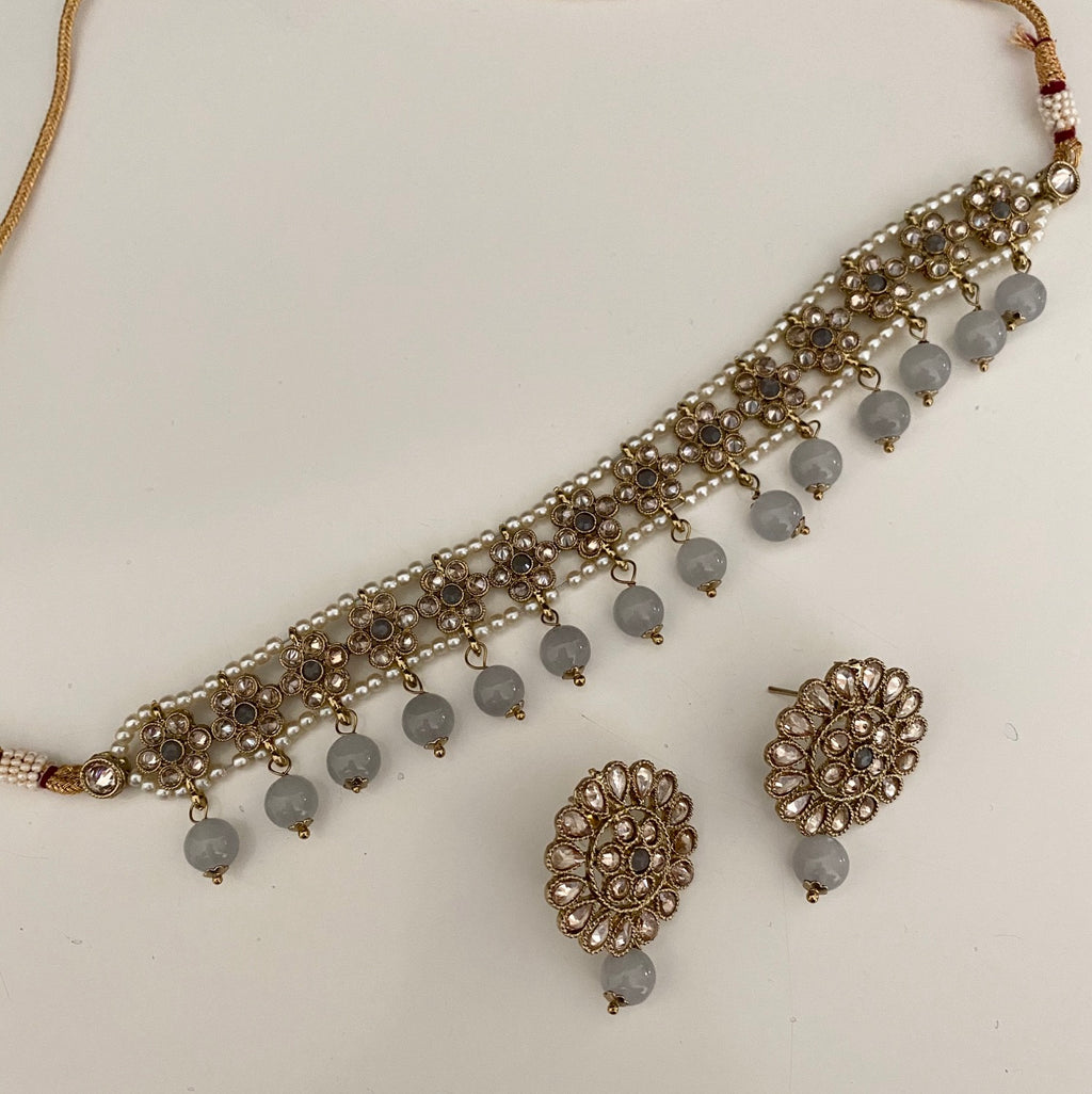 Flower choker  image 1