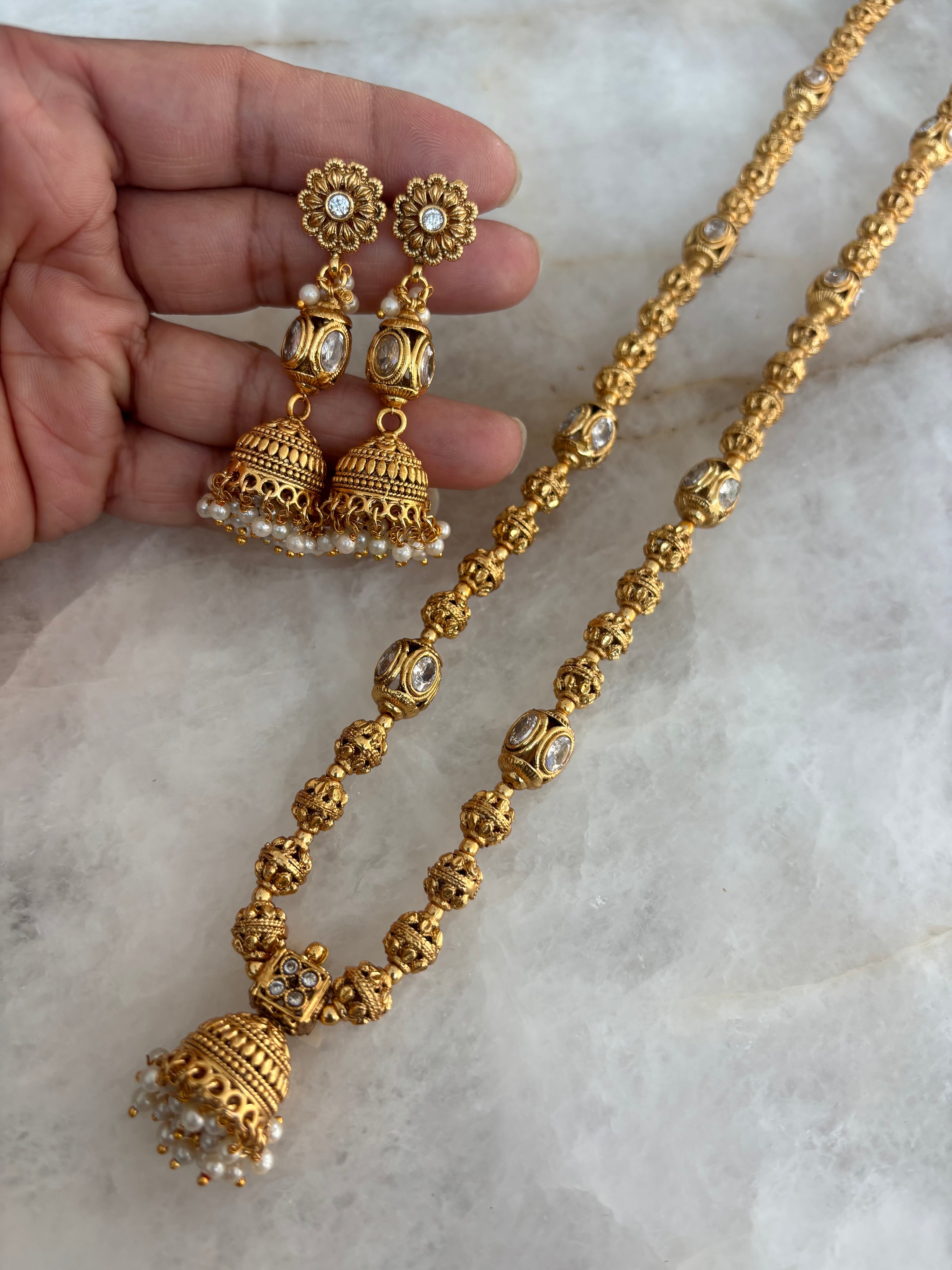 Dome single jhumka drop