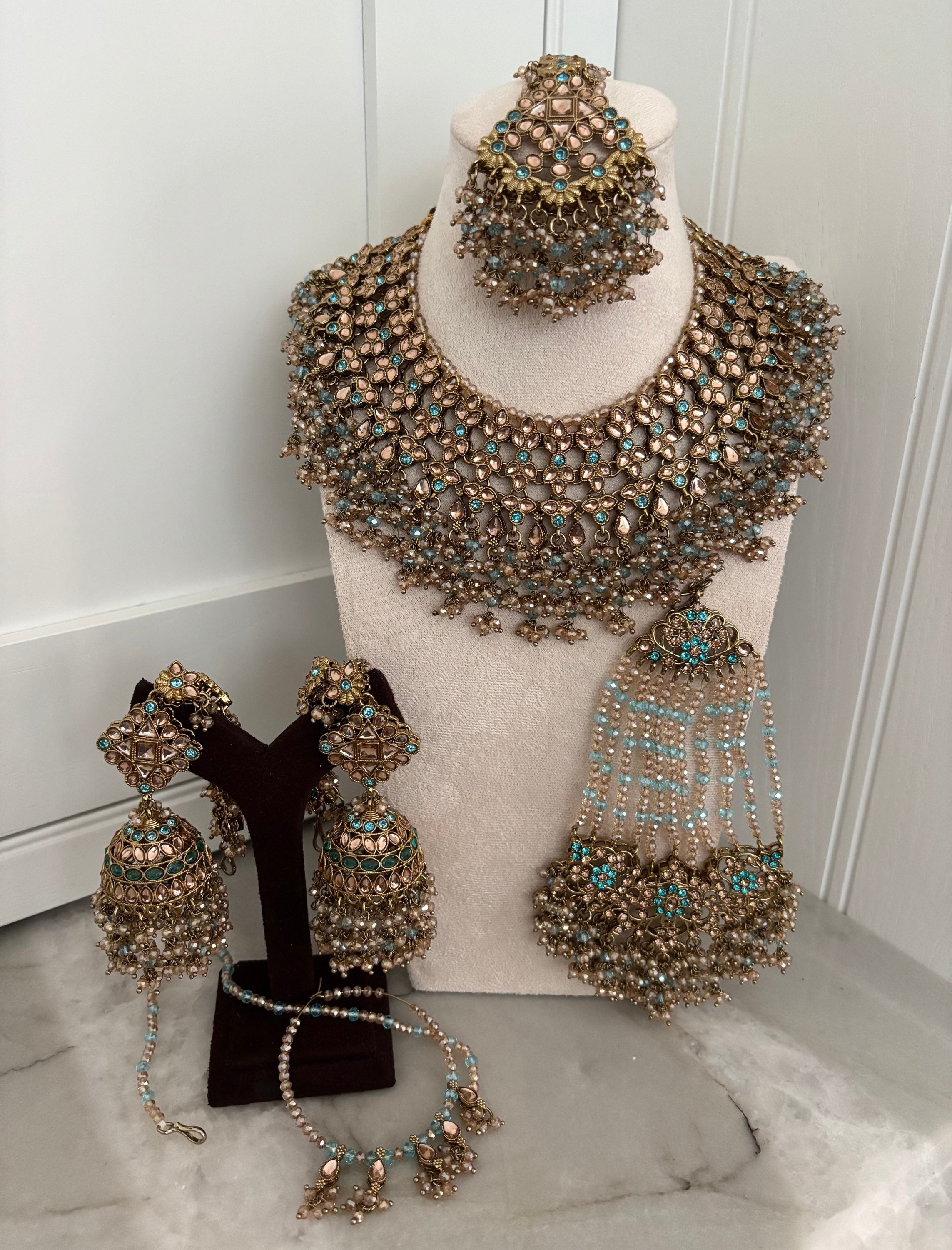 Sarisha (pastel blue/champagne) image 2