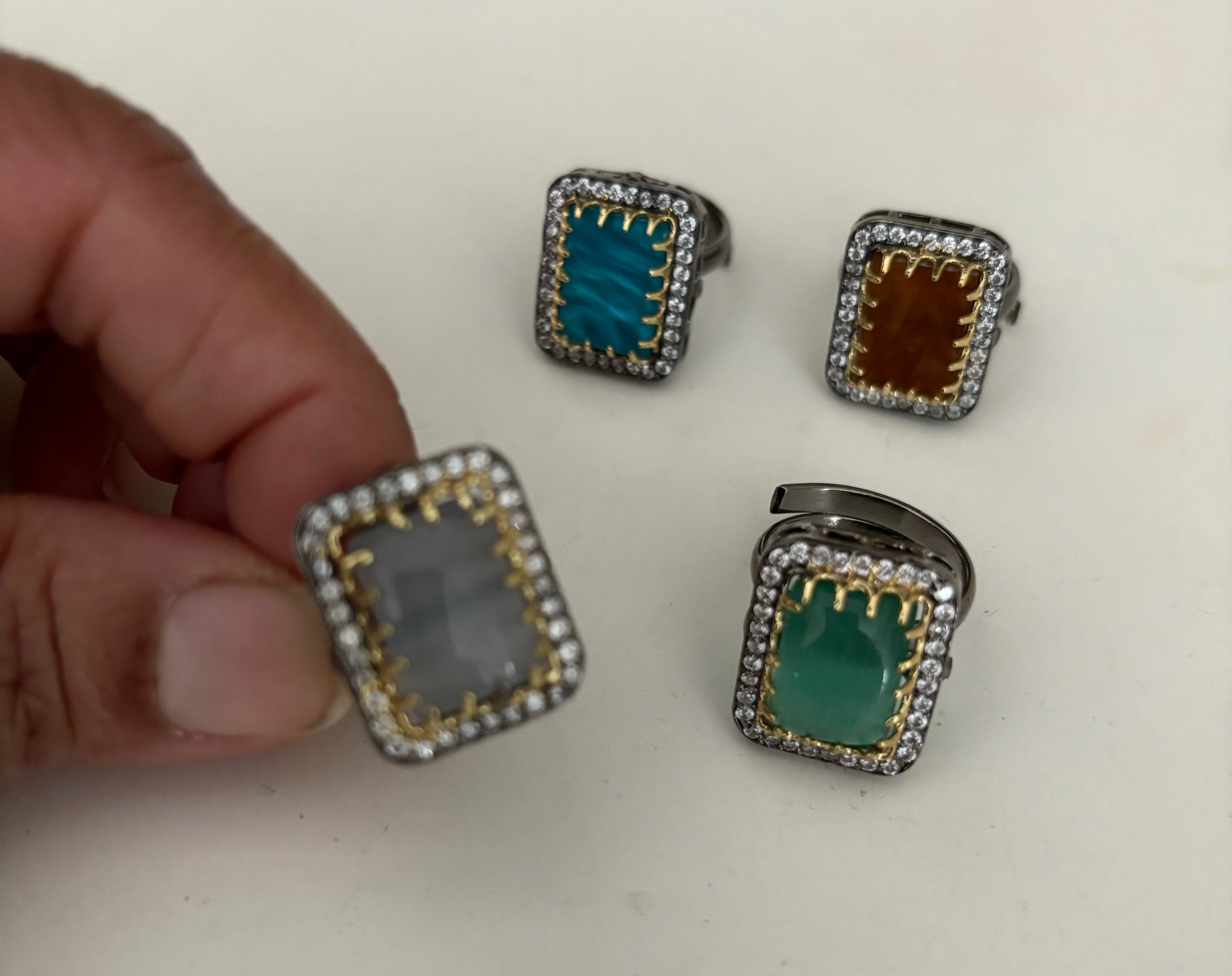 Stonework size adjustable finger ring  image 0