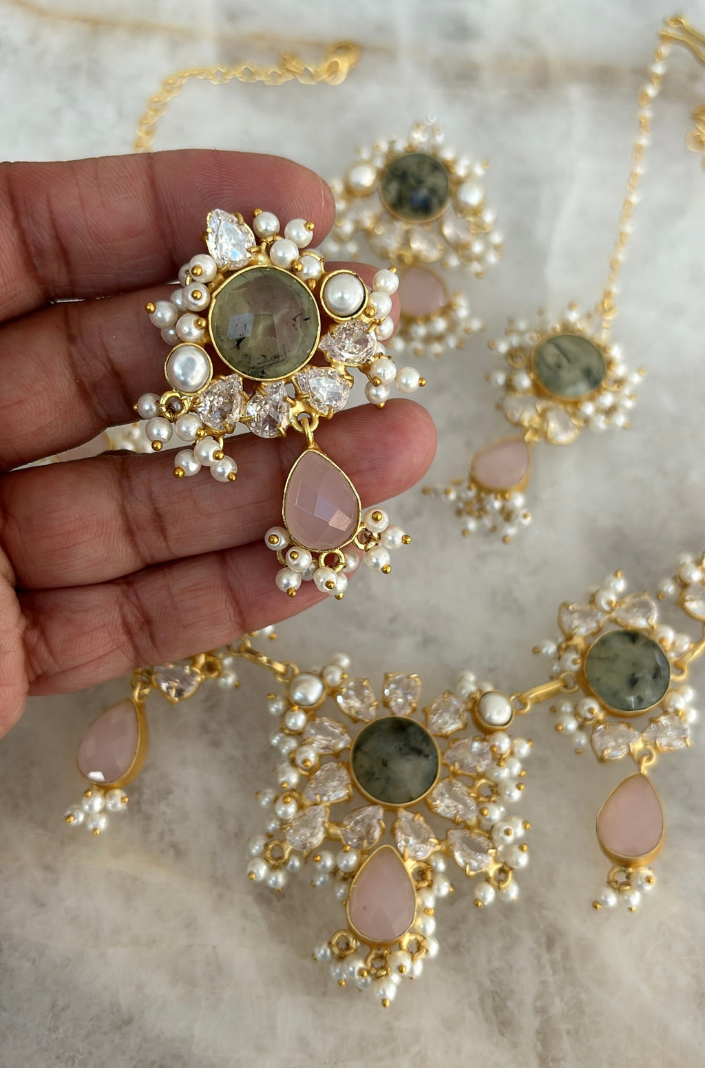 Precious Prehnite/rose quartz's