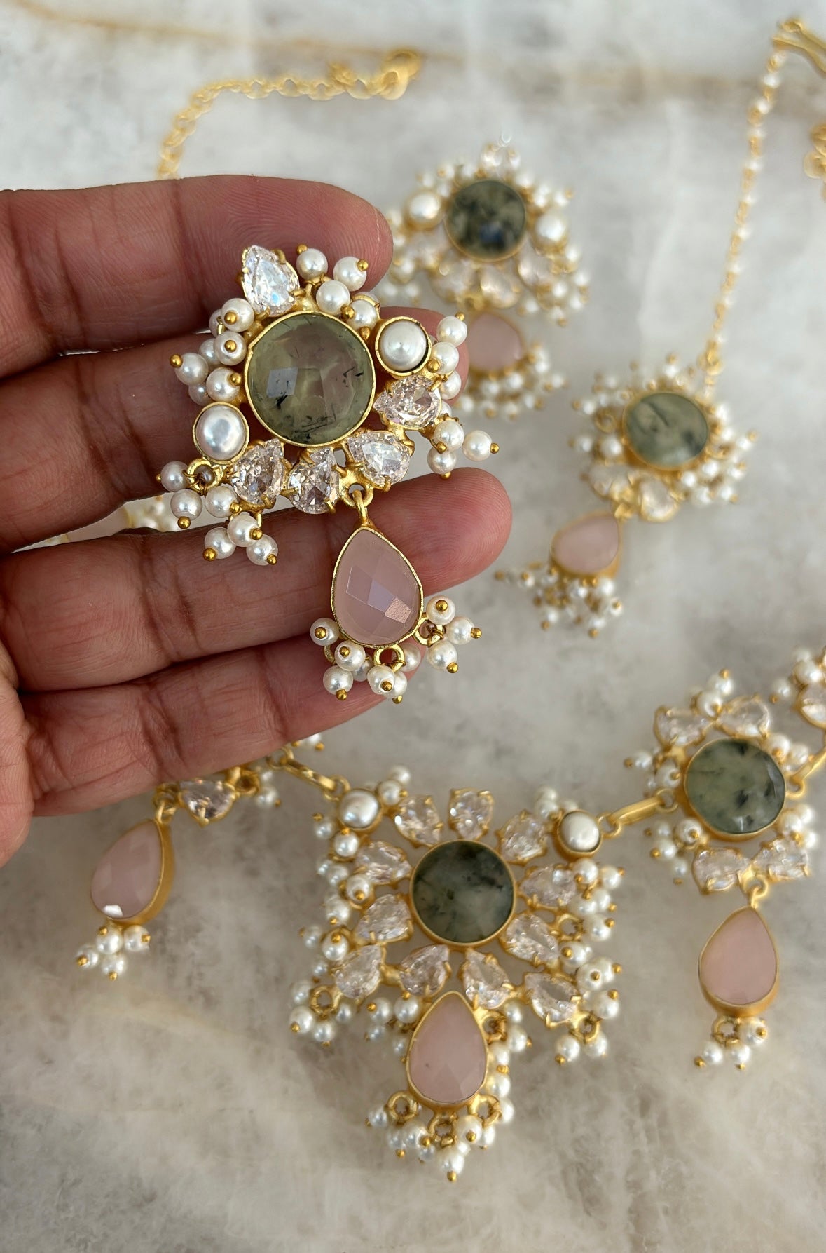 Precious Prehnite/rose quartz's