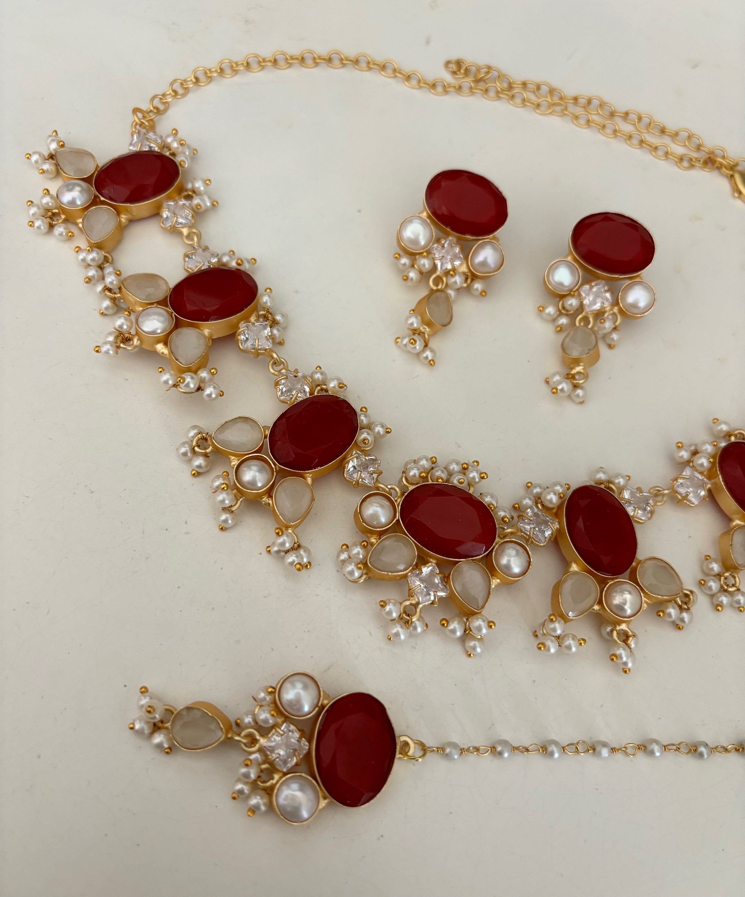 Precious deep red  image 2
