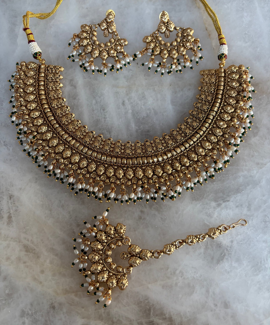 Vintage Mahdhu (Pearl/green) image 2