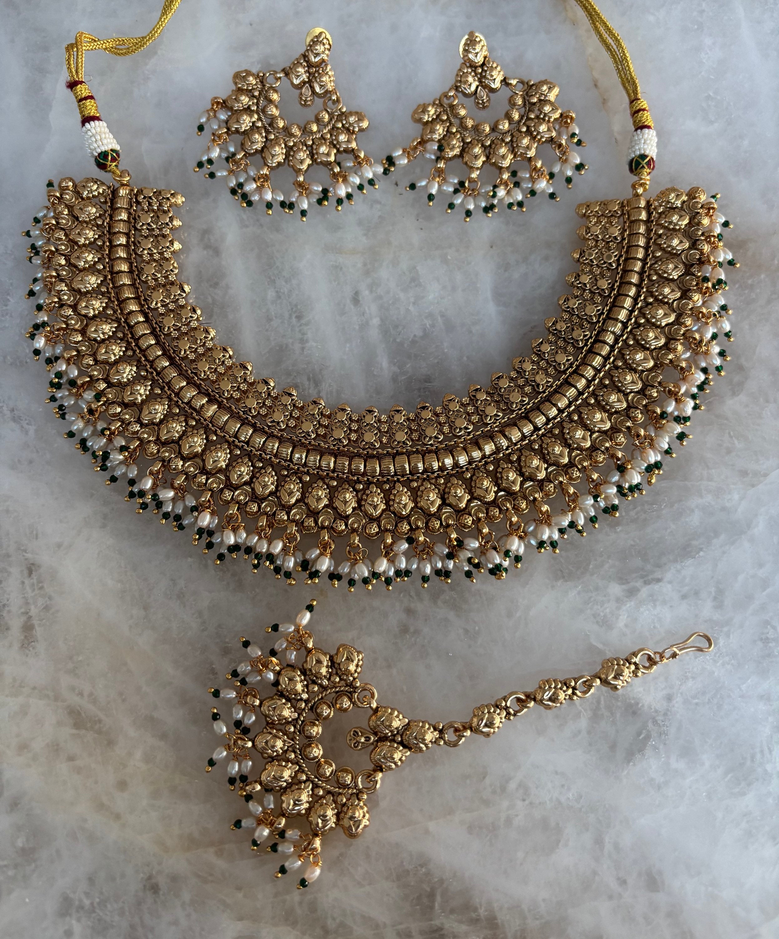 Vintage Mahdhu (Pearl/green) image 2