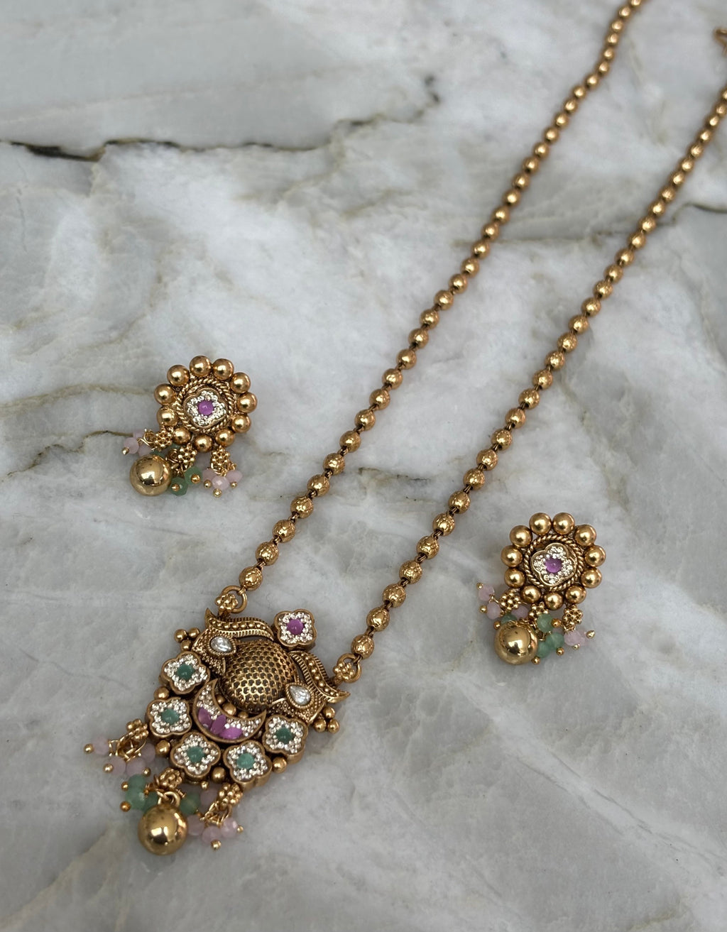 Clover stone (Mint/pink) image 2