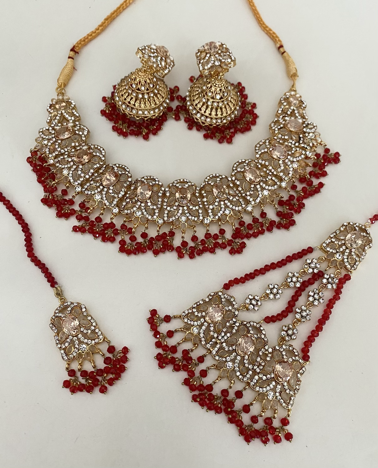 Red bead drop haar image 0