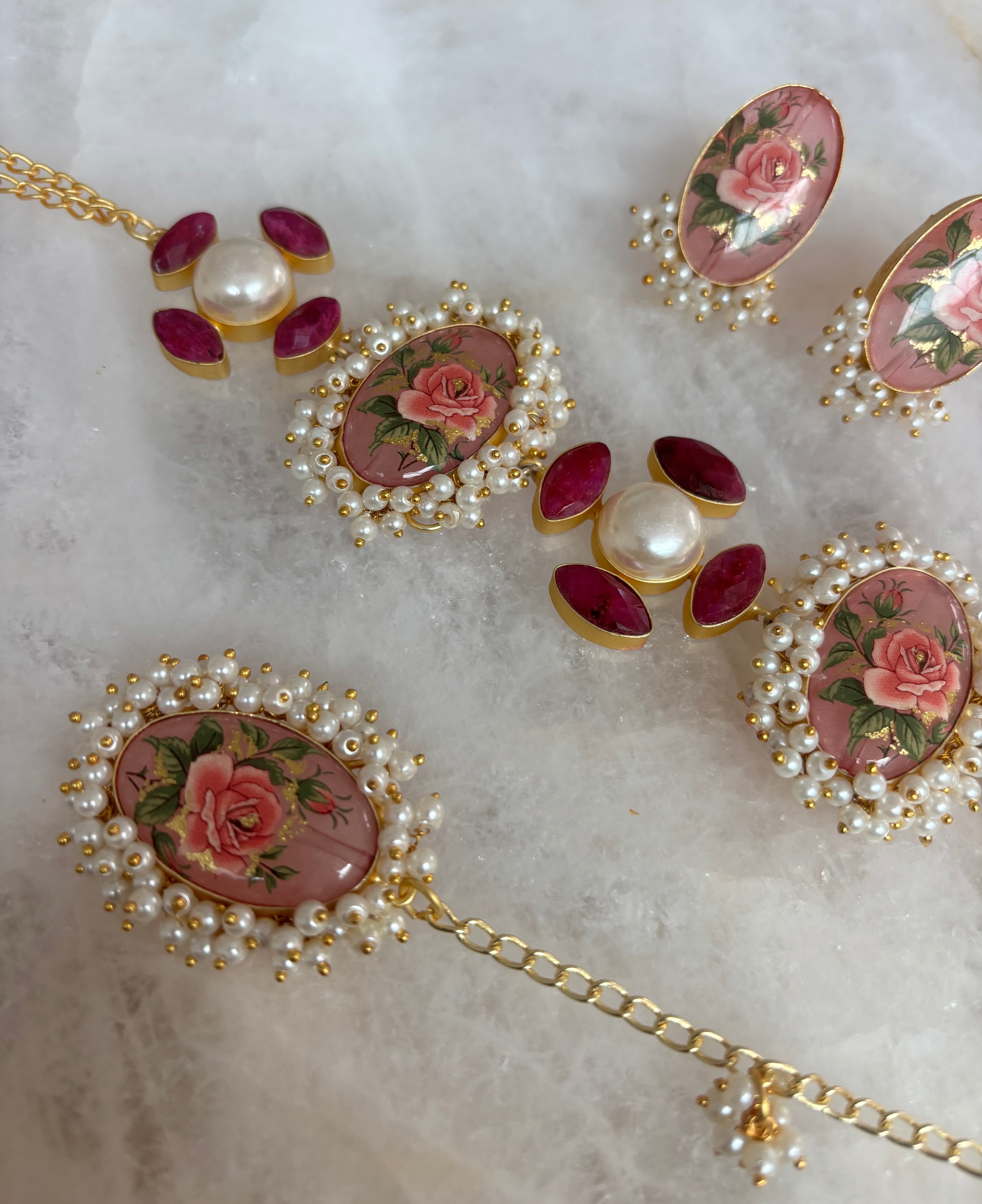 Limited edition choker (B)