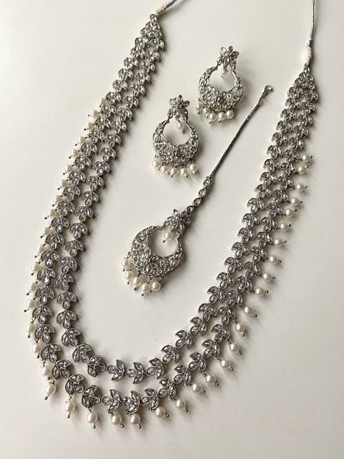 Chrystal stonework haar set image 1