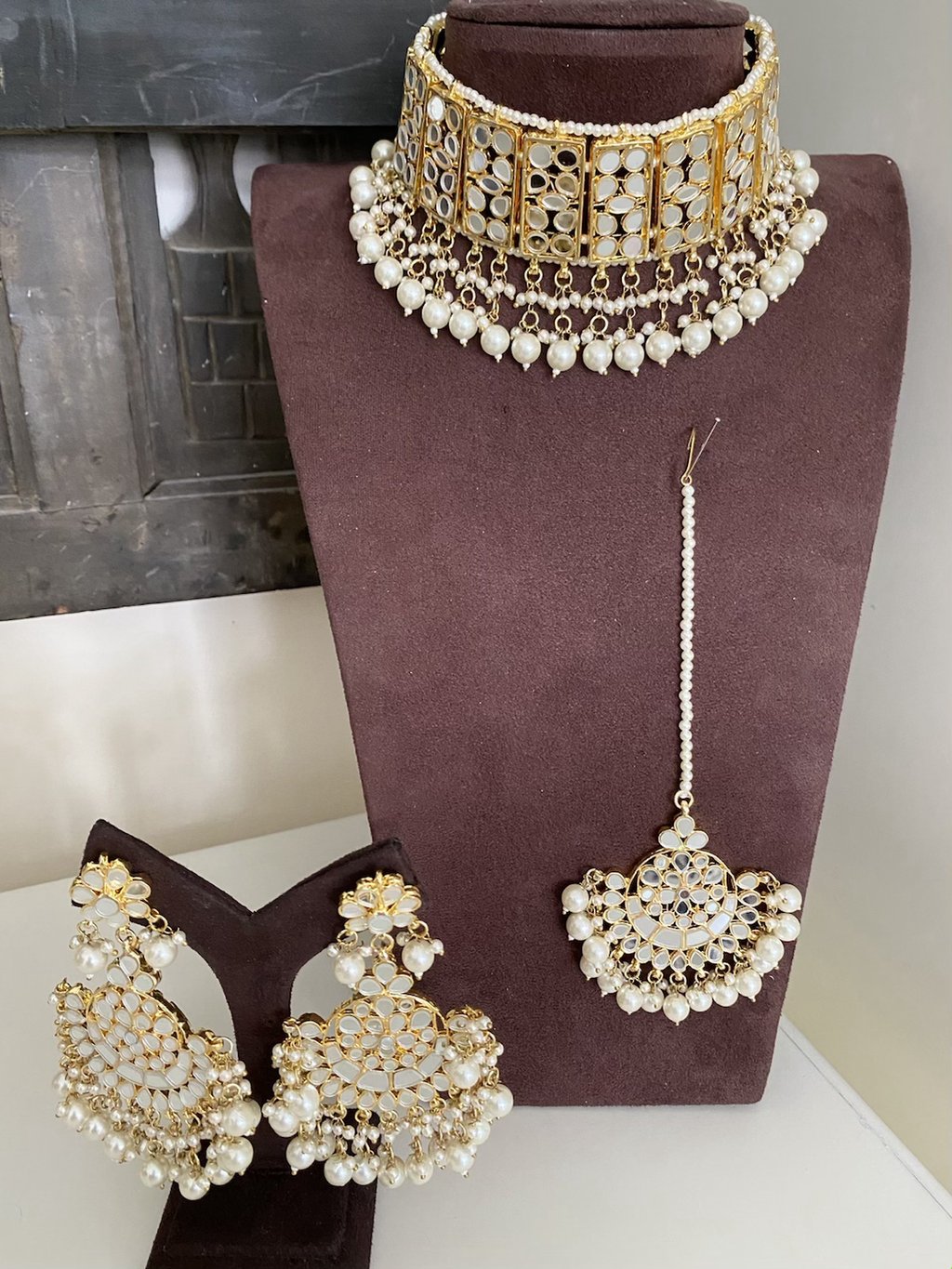 Nura mirror choker set  image 1