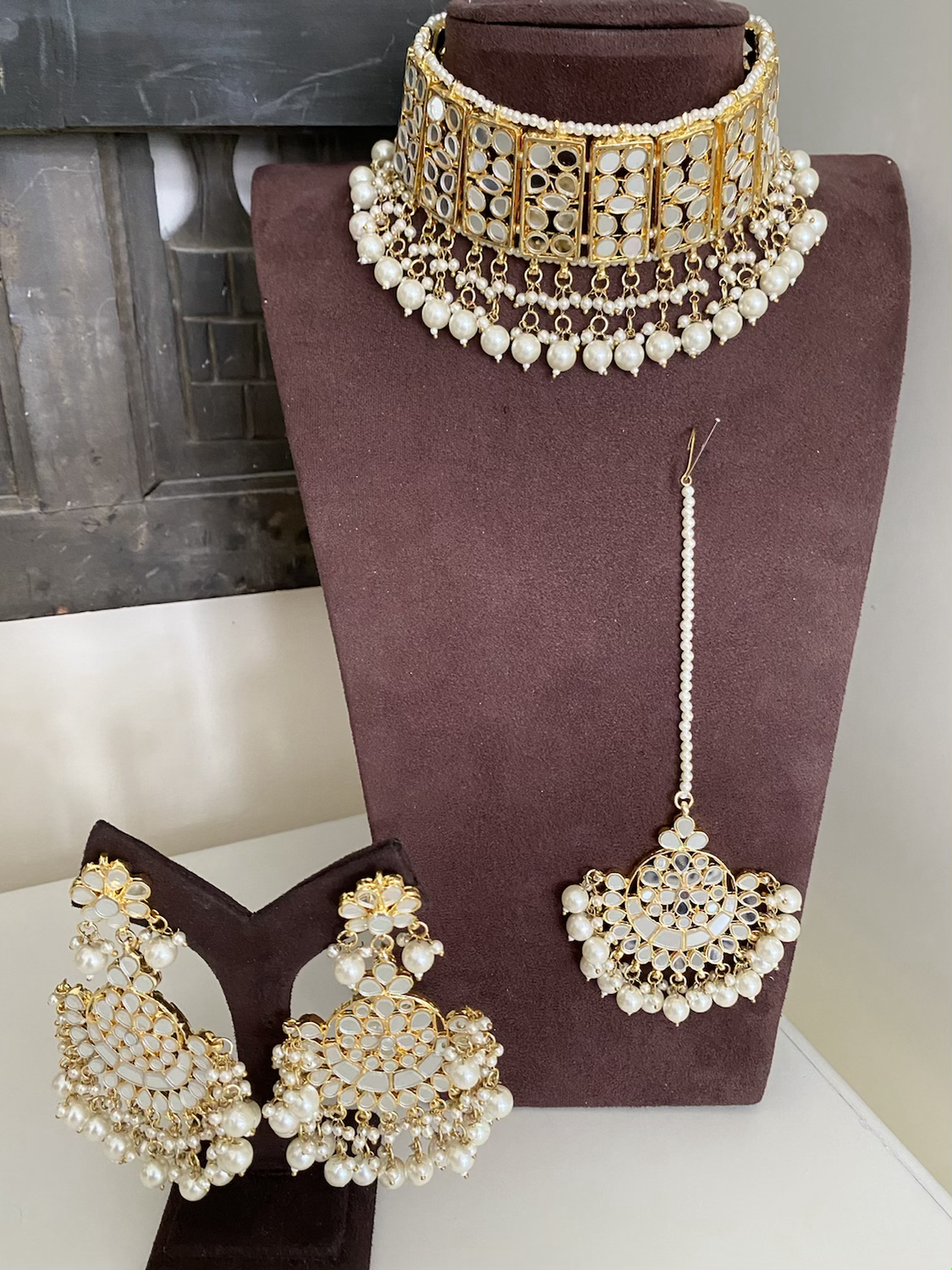 Nura mirror choker set  image 1