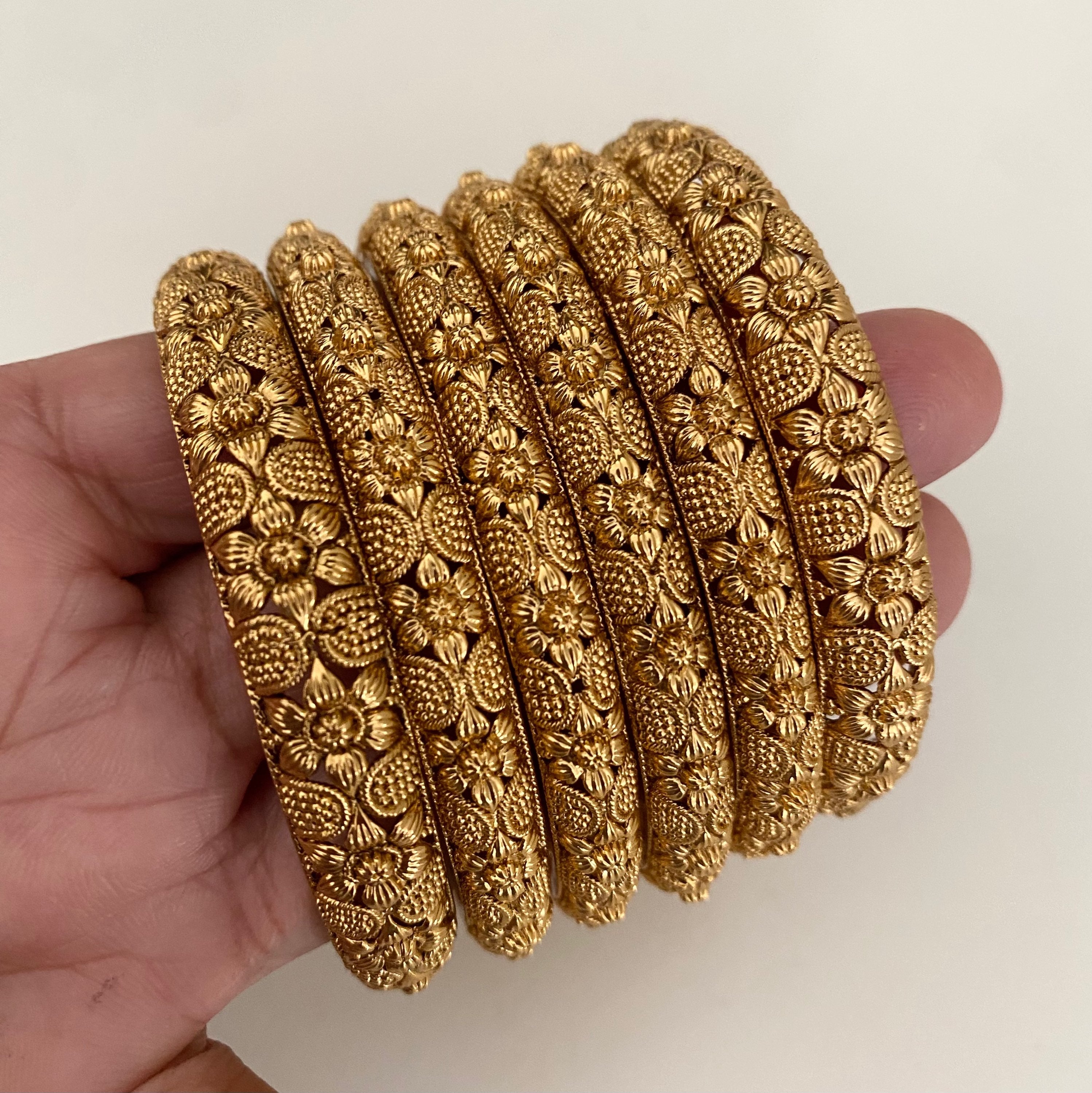 Floral Pattern Vintage Gold Bangles image 0
