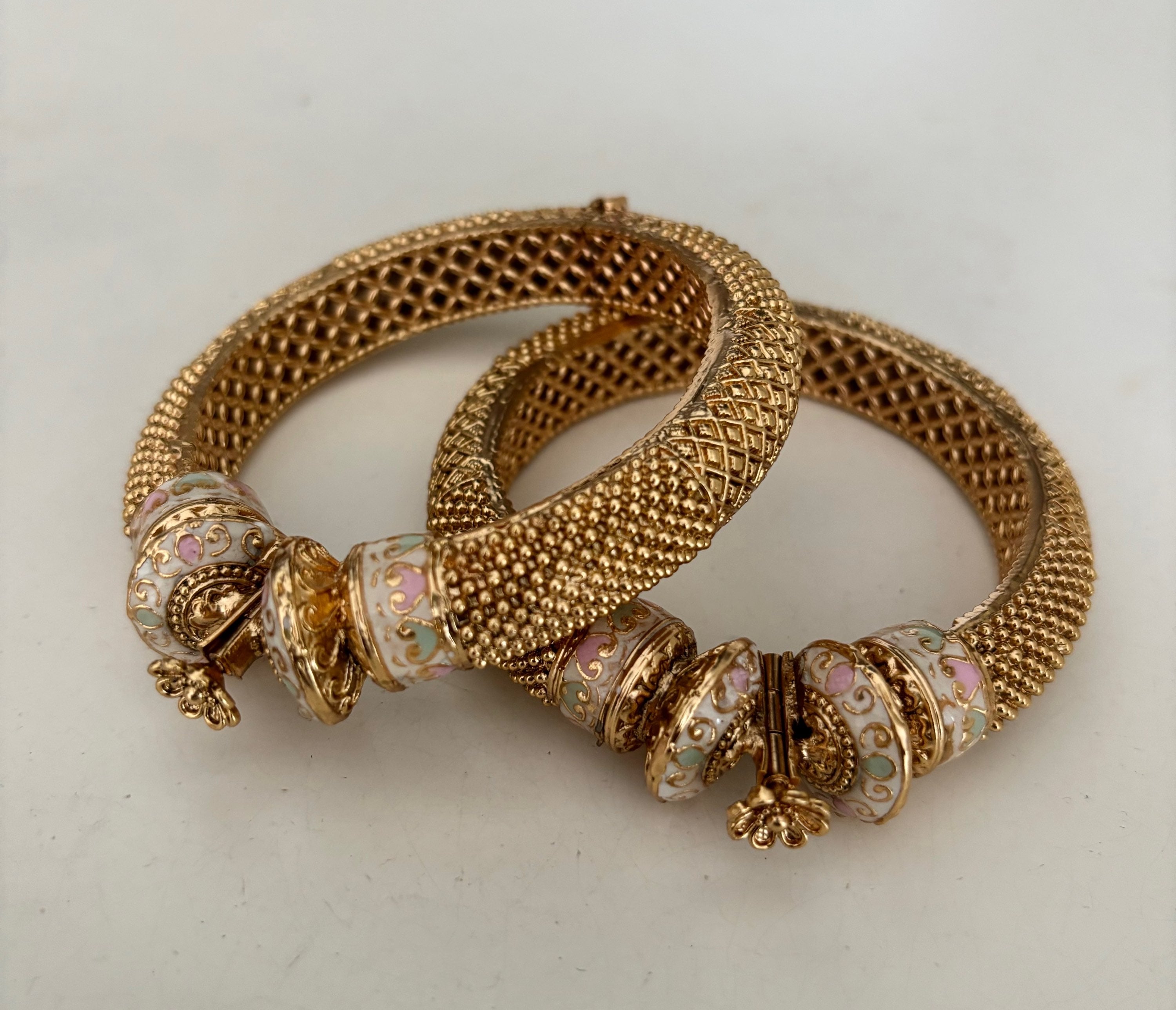 Ornate set of 2 Khara  image 4