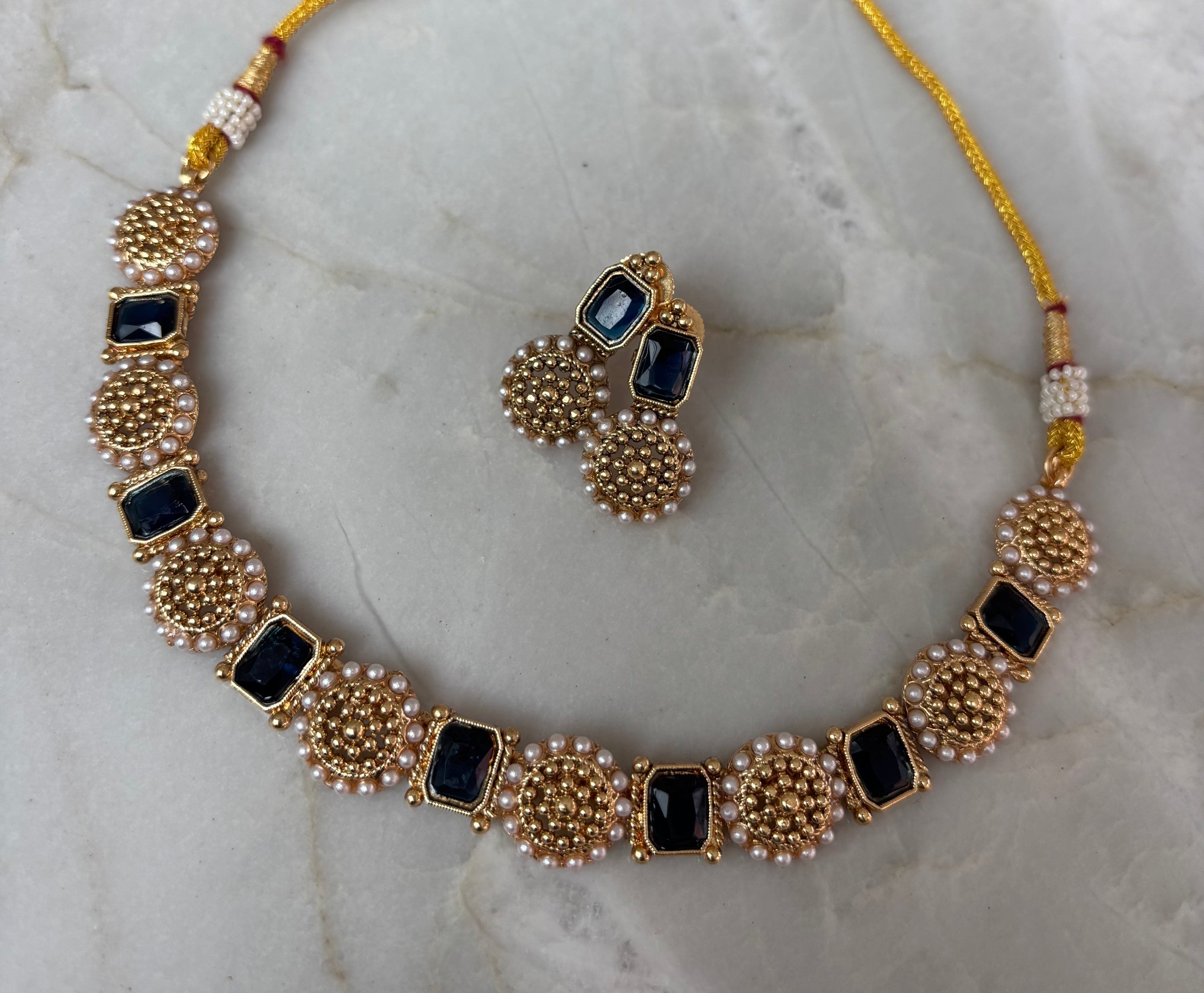 Deeba Sapphire colour  image 2
