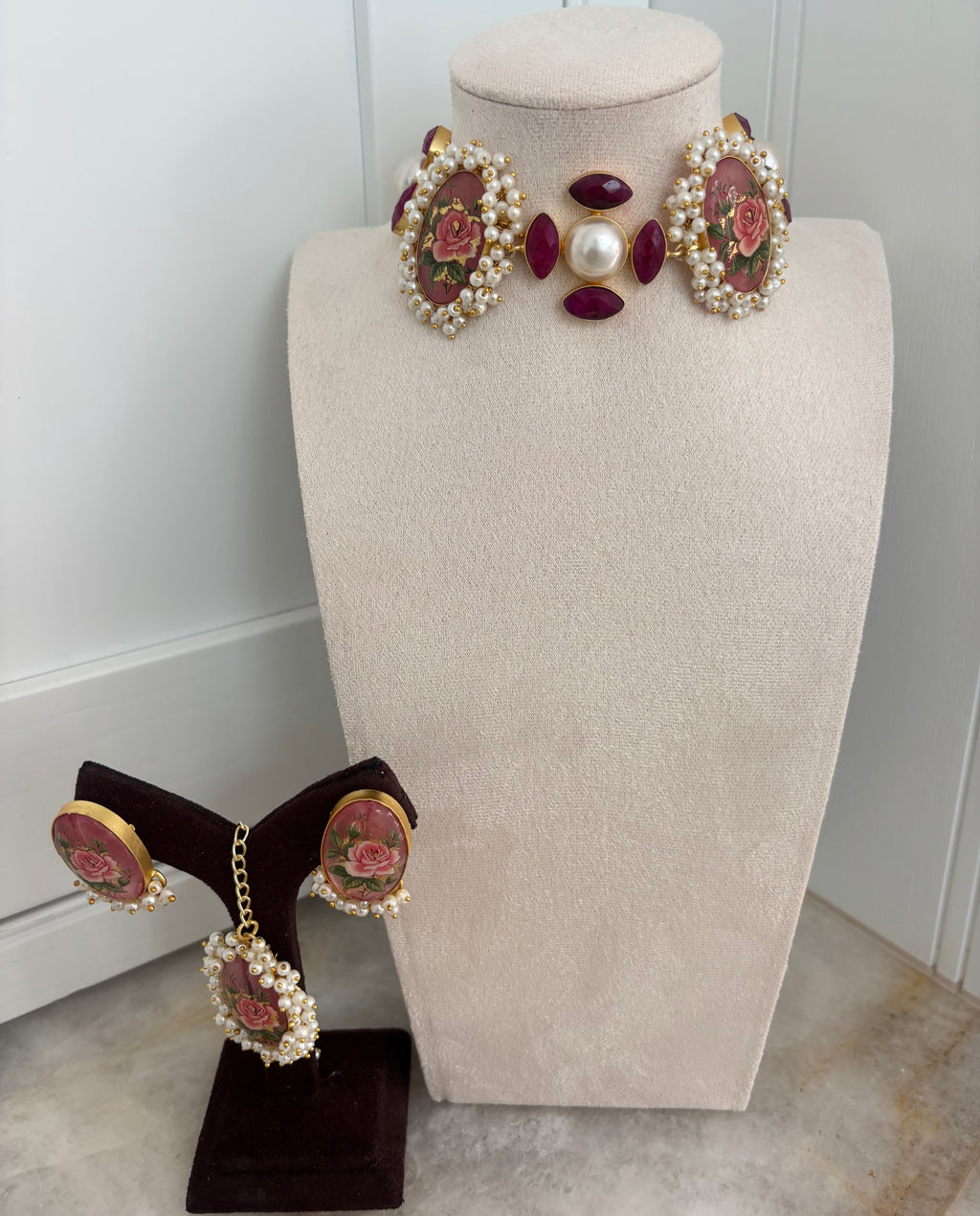 Limited edition choker (B)