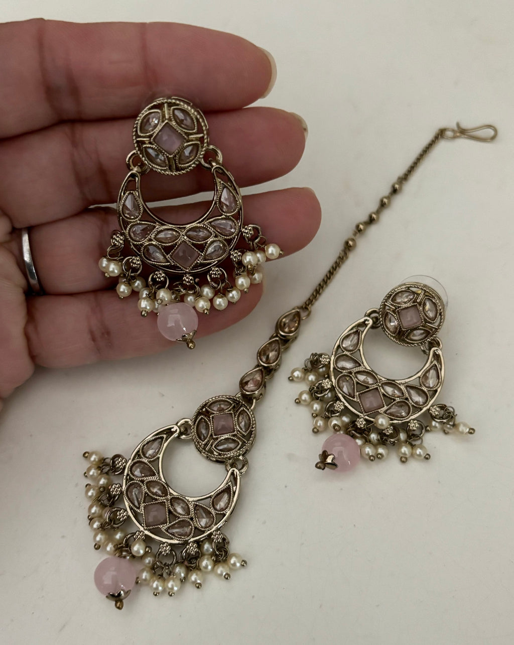 Gunjan ( pink) image 0