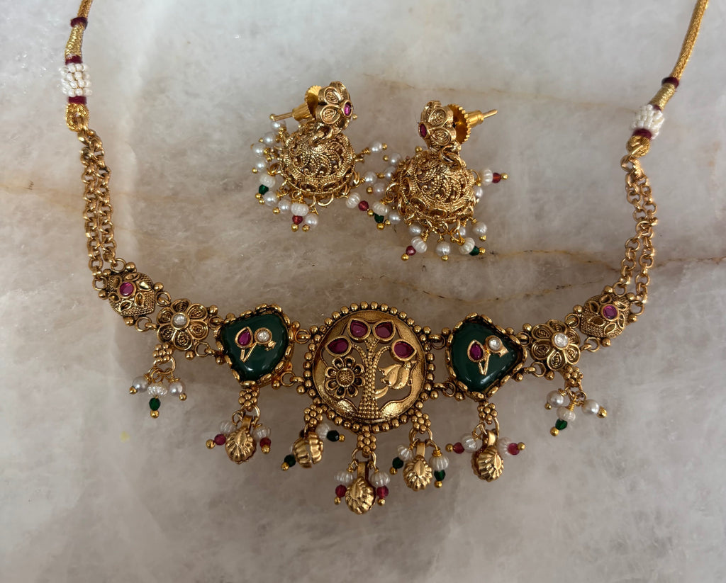 Heritage Choker (C)