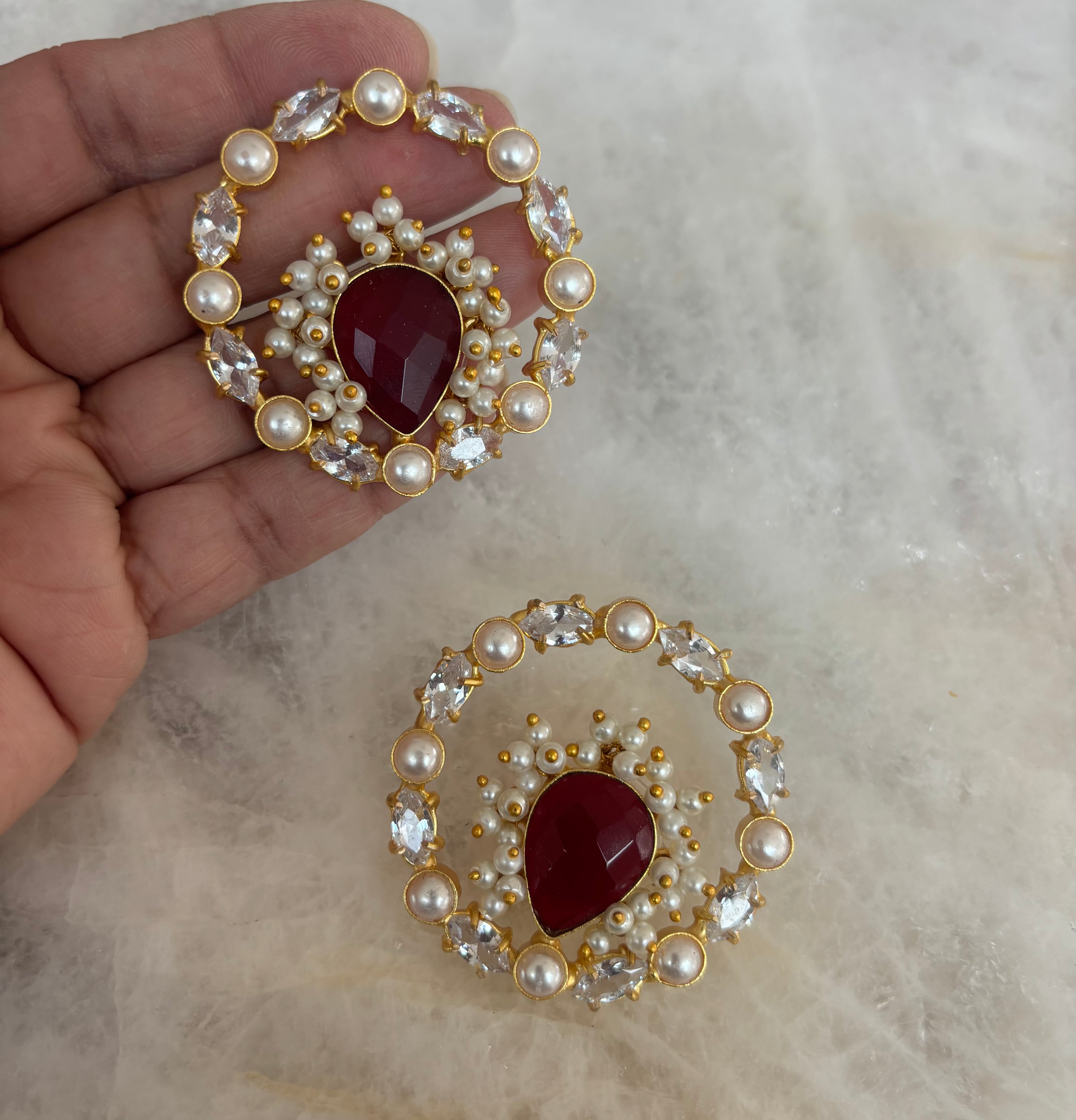 IH precious stone (T)