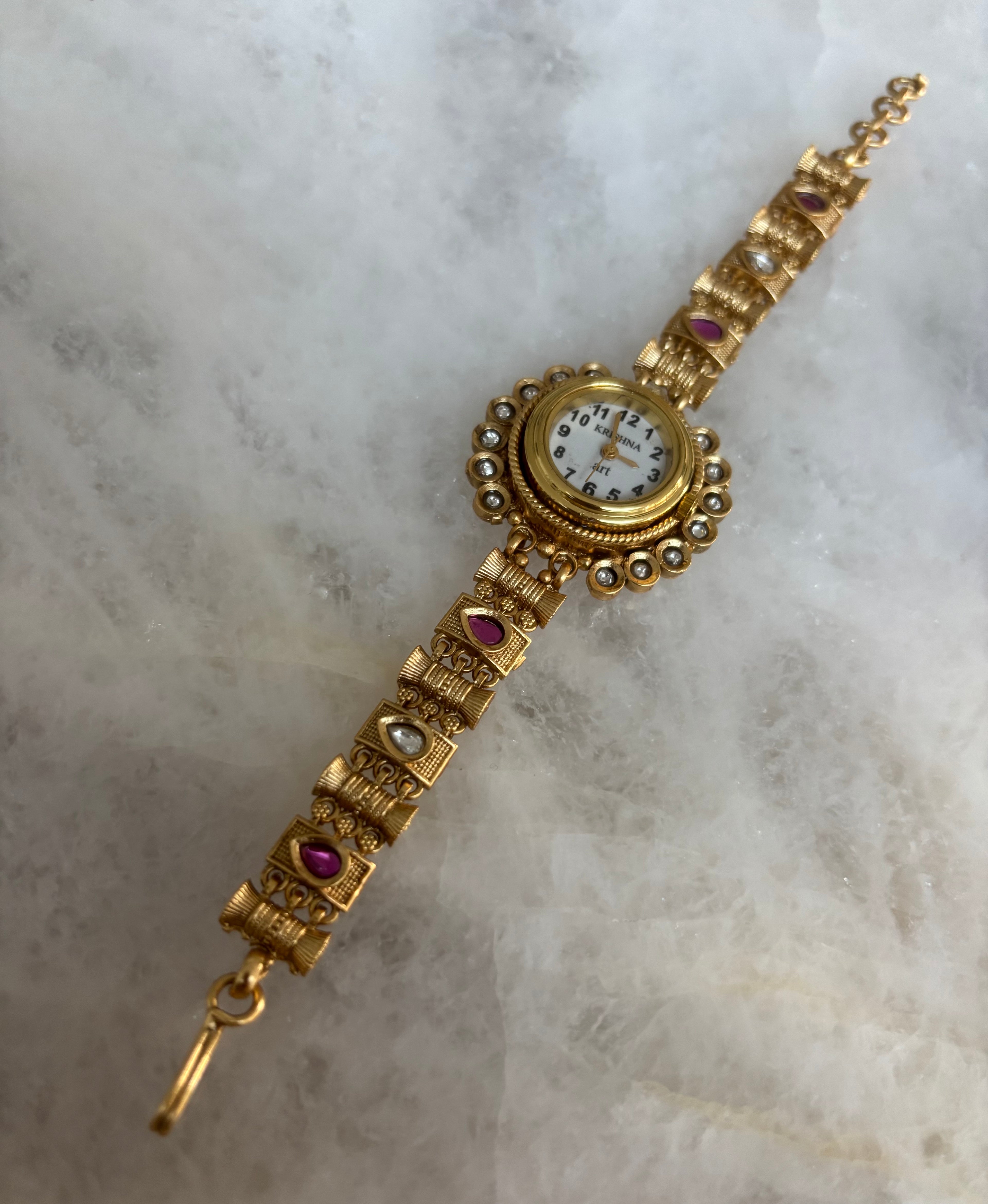 Watch (J)