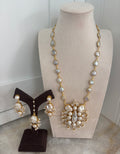 Swarovski precious stone (C)