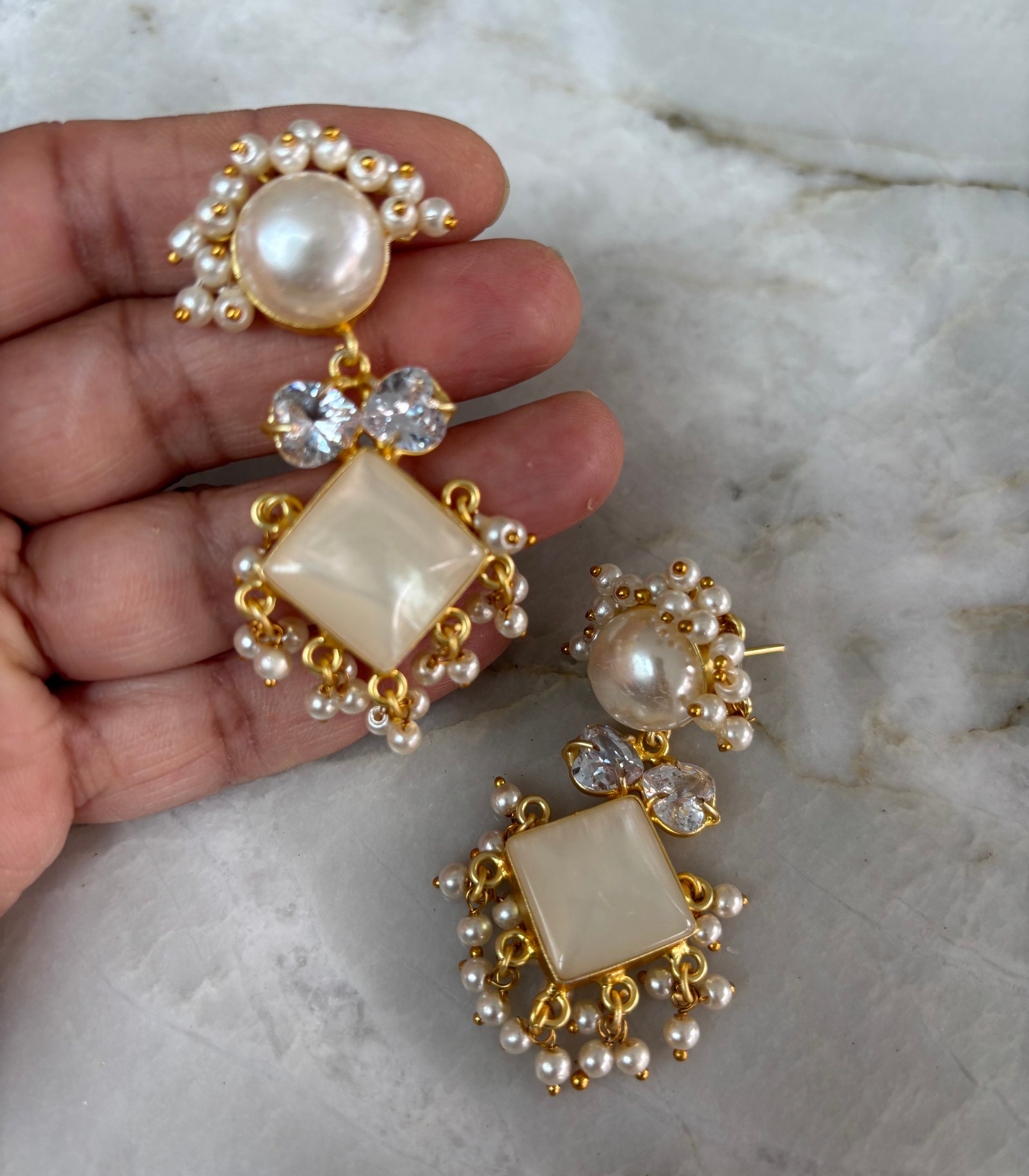IH precious stone (C) image 0