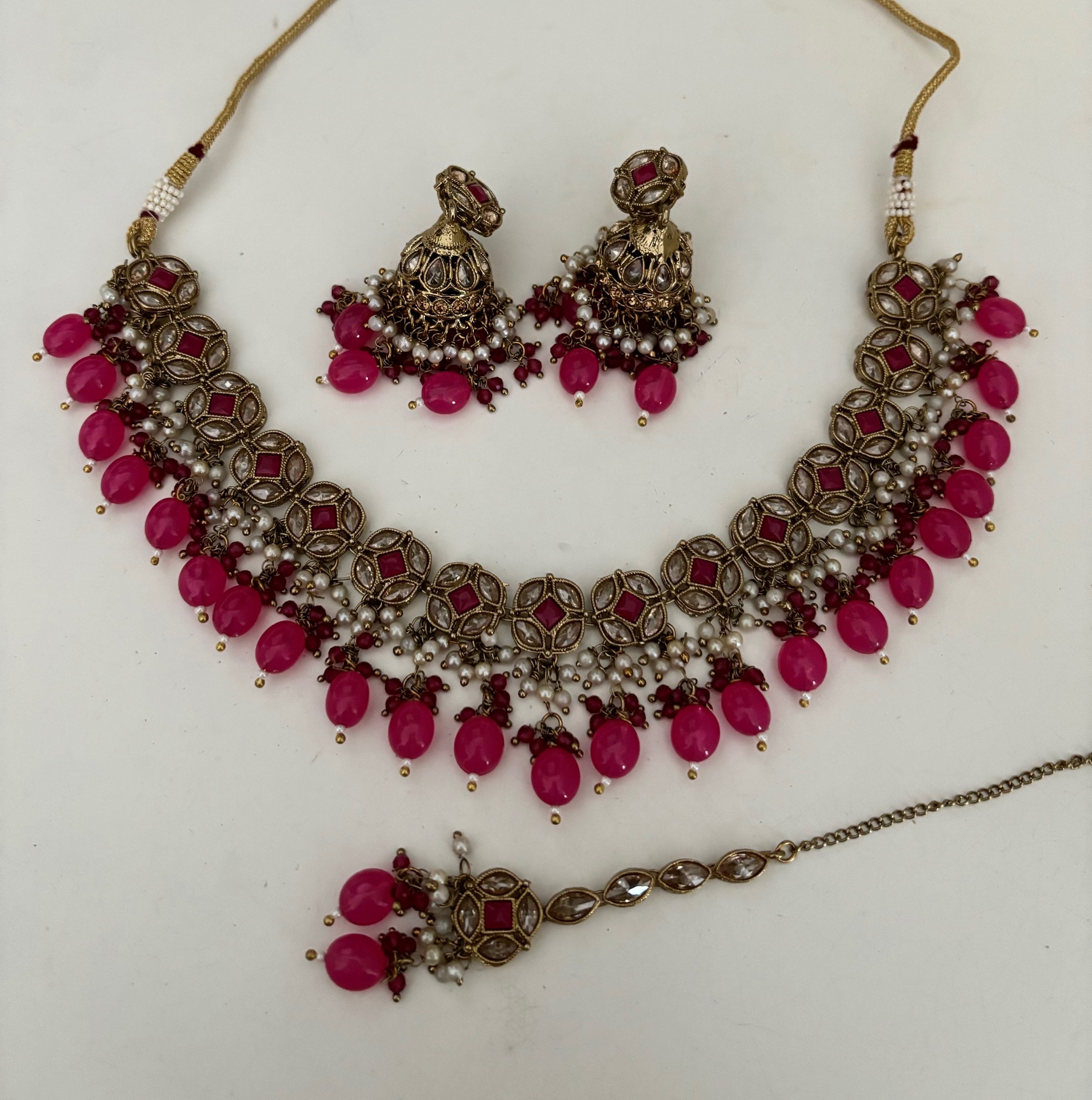 Annie choker/ flat set  image 0