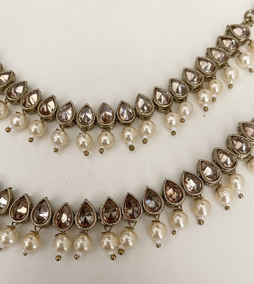 Tear drop earring chain image 1