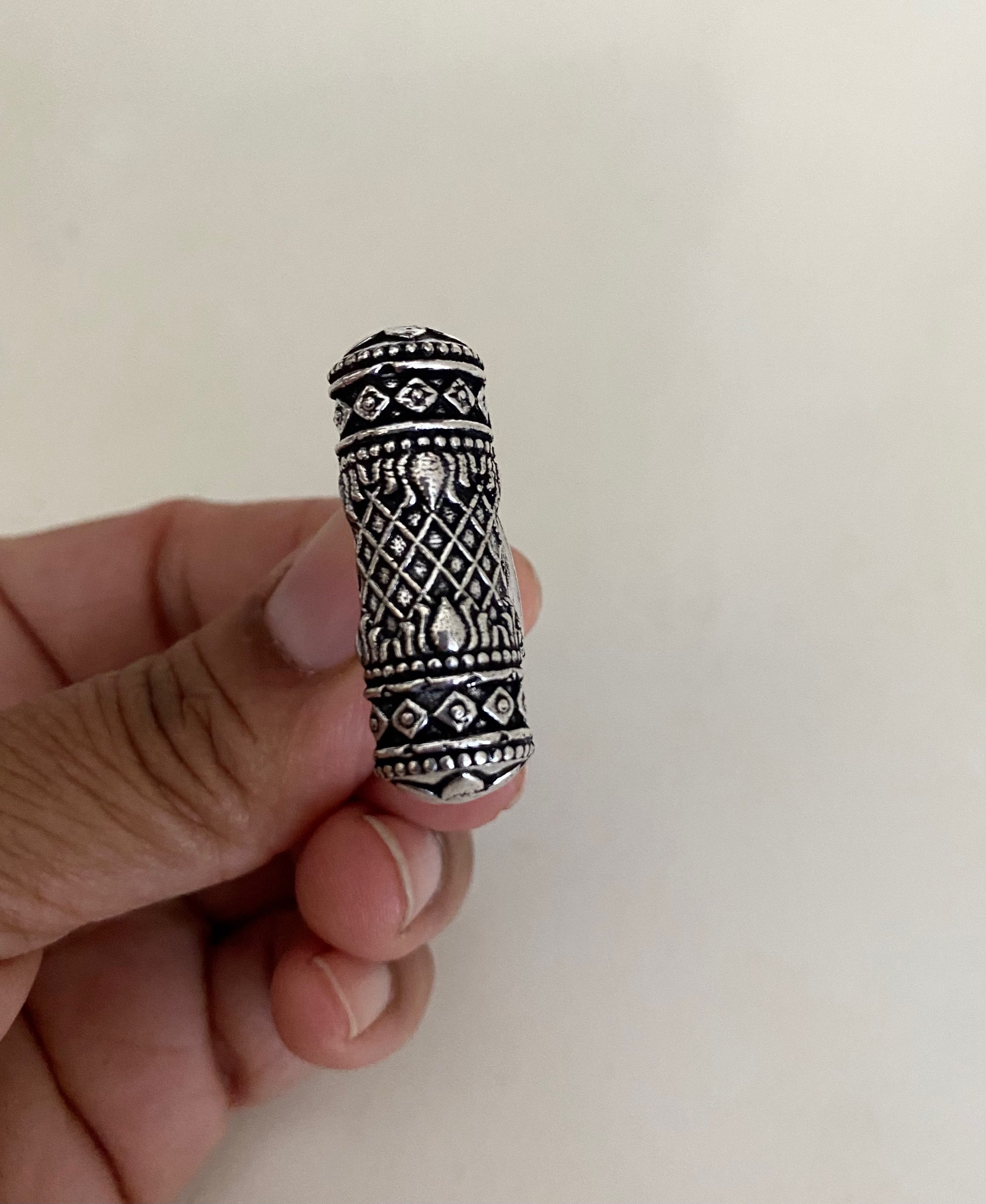 Tabeez finger ring  image 3