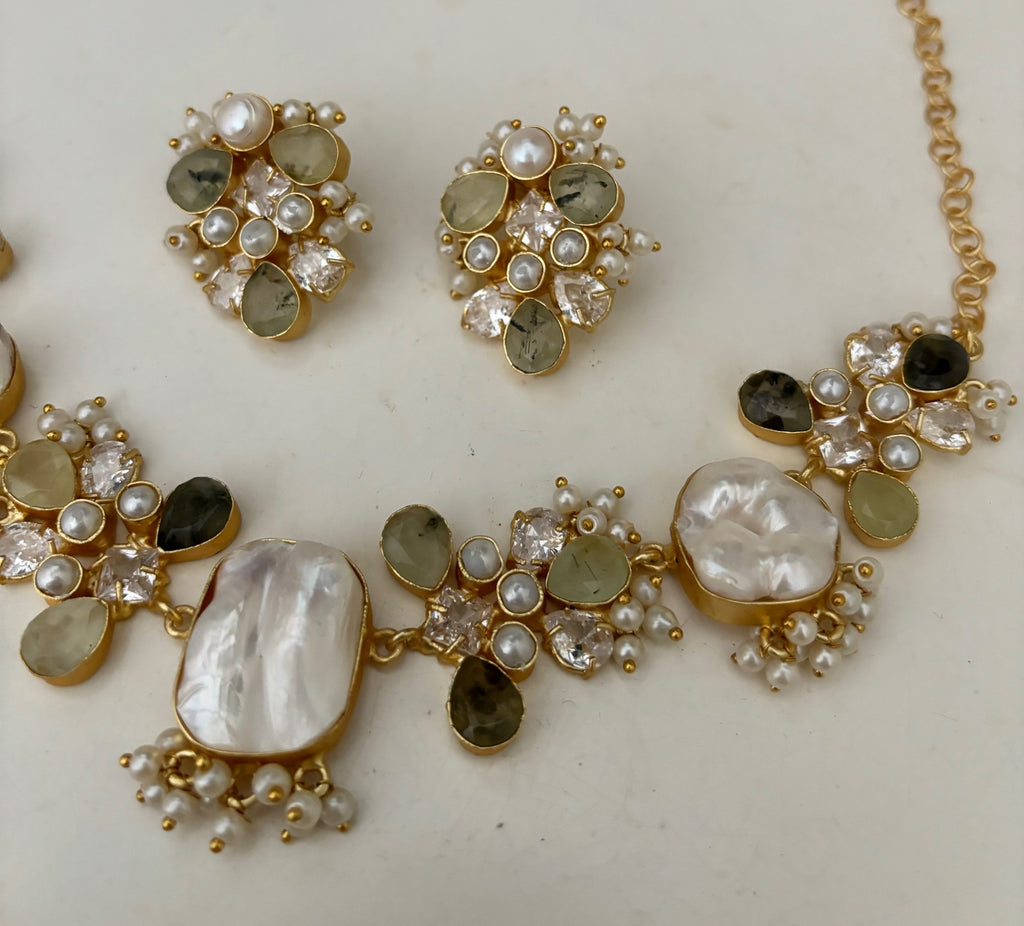 Precious mother of pearl (Baroque pearl) image 4