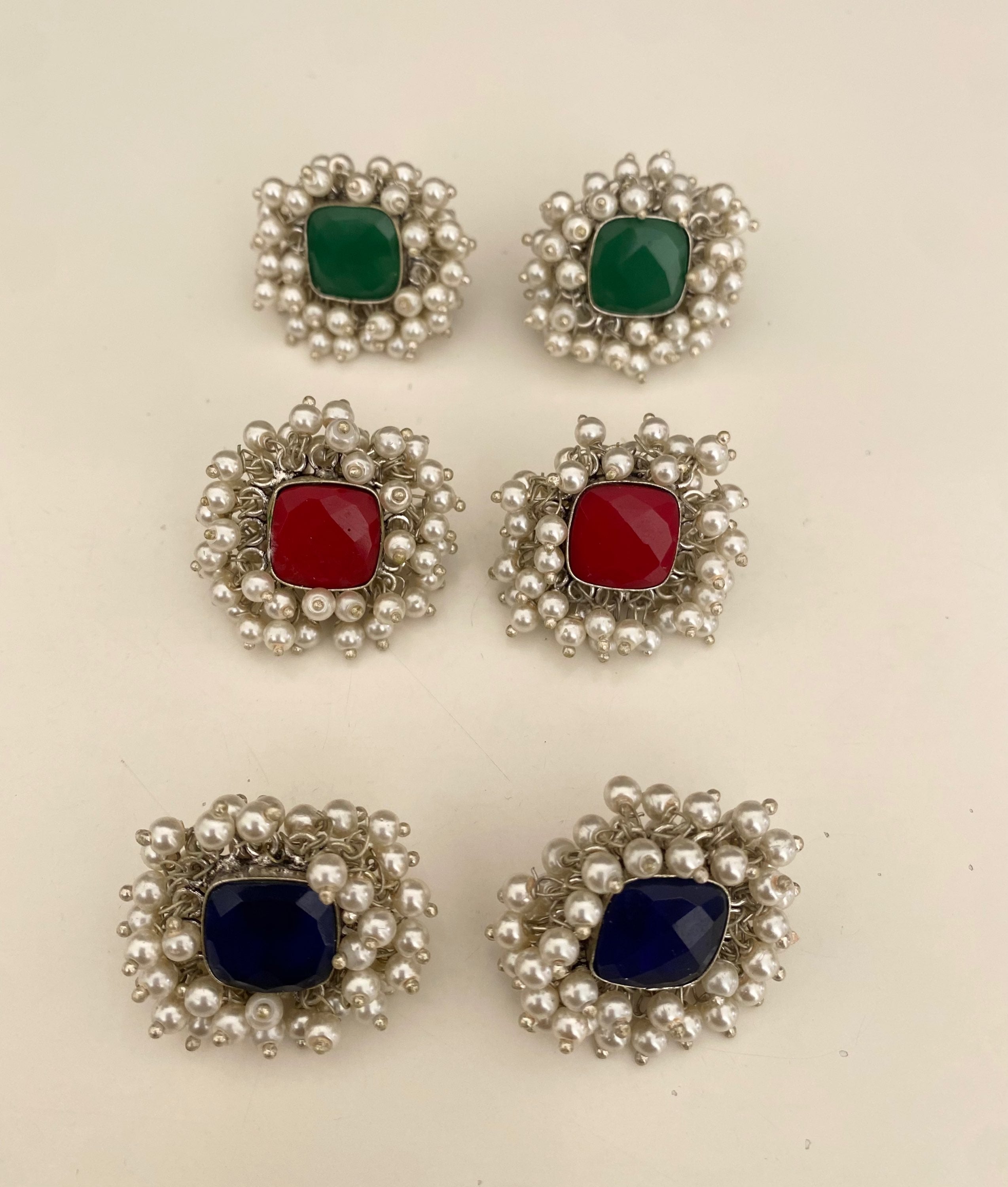 Pearl trim square  image 0