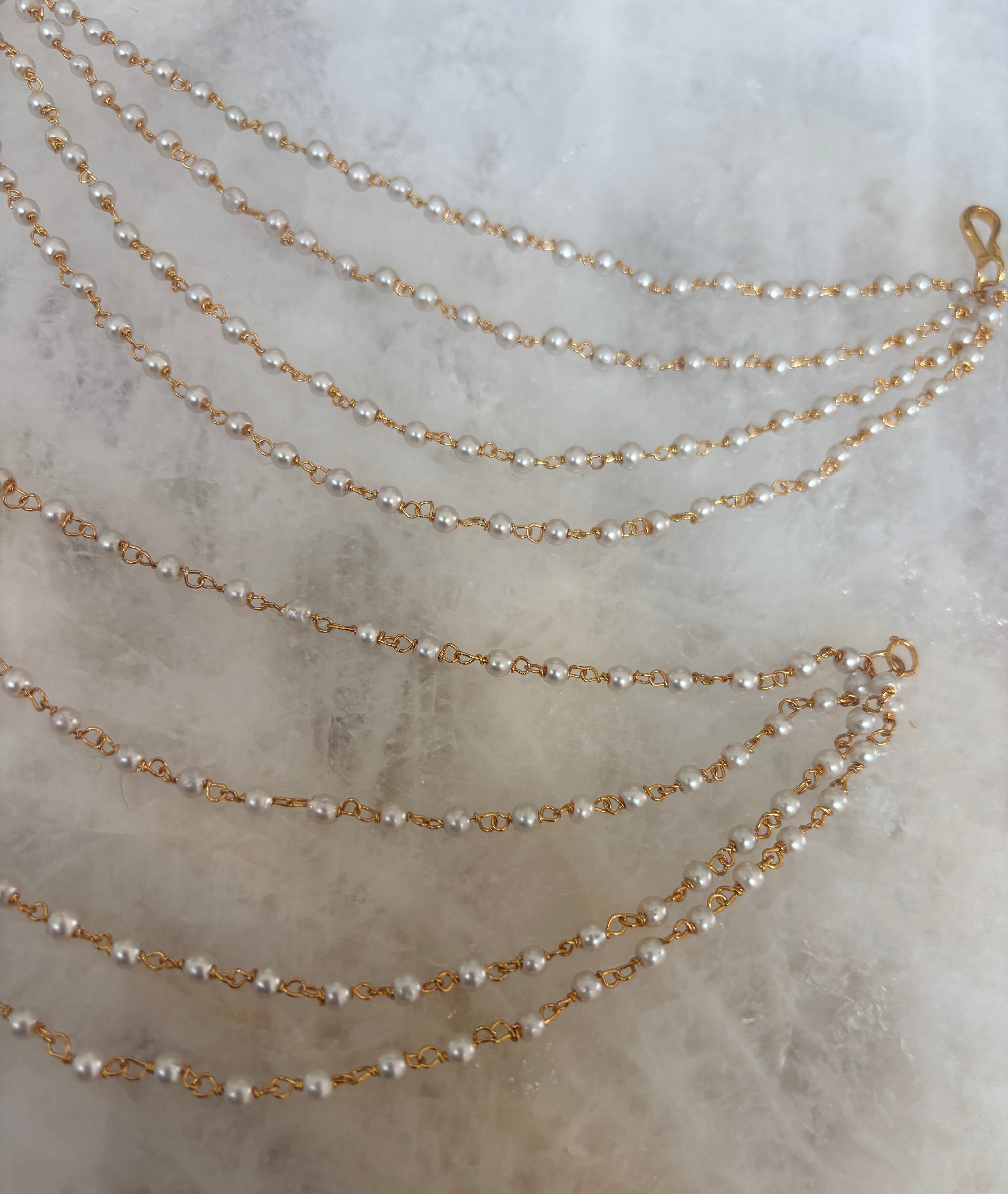 Pearl 4 layer sahara (earring chain)
