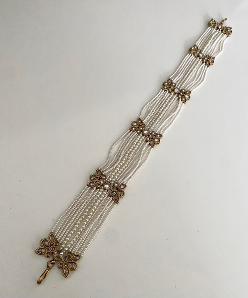 Bow pearl headband  image 0