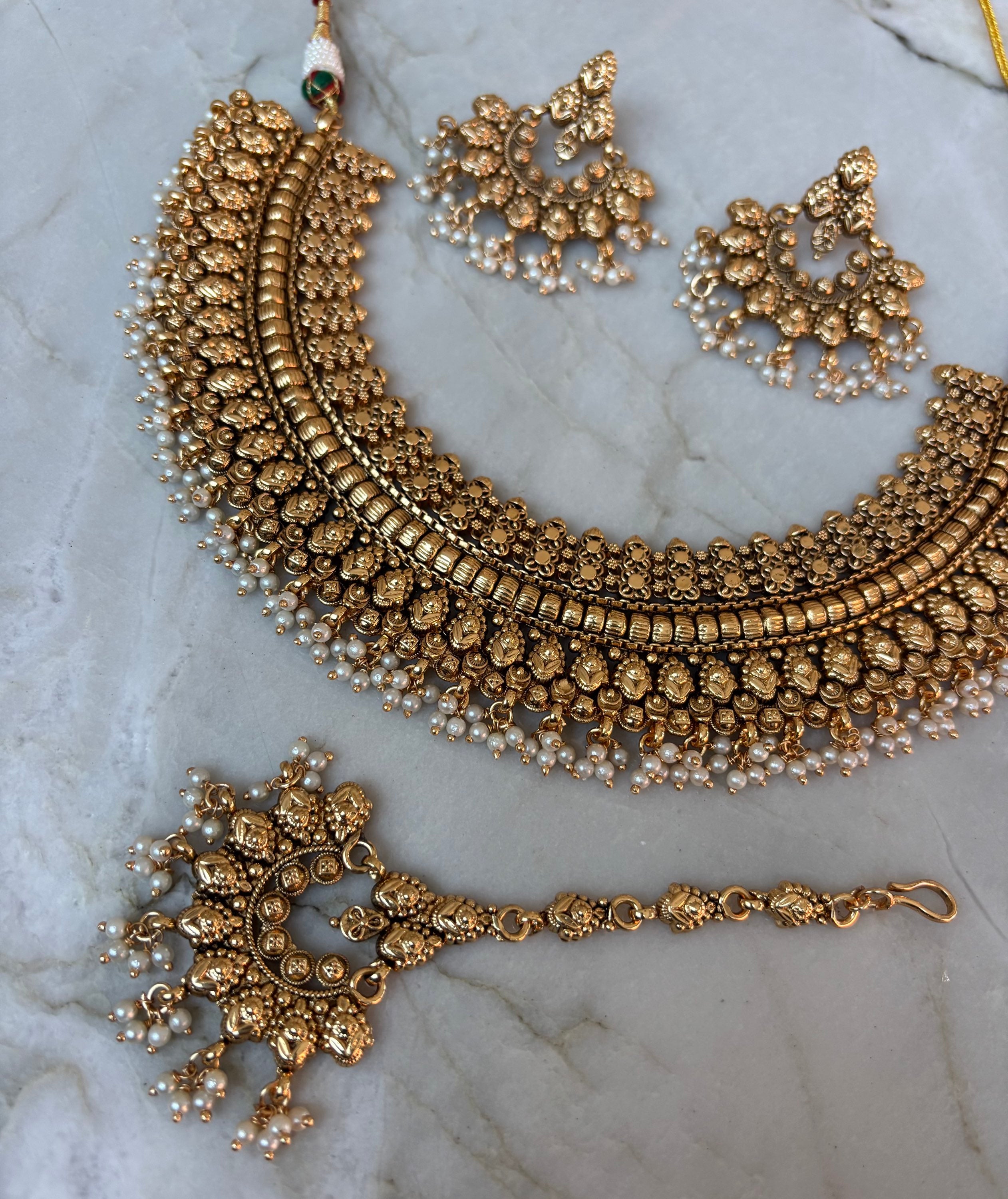 Vintage Madhu (Pearl) image 5