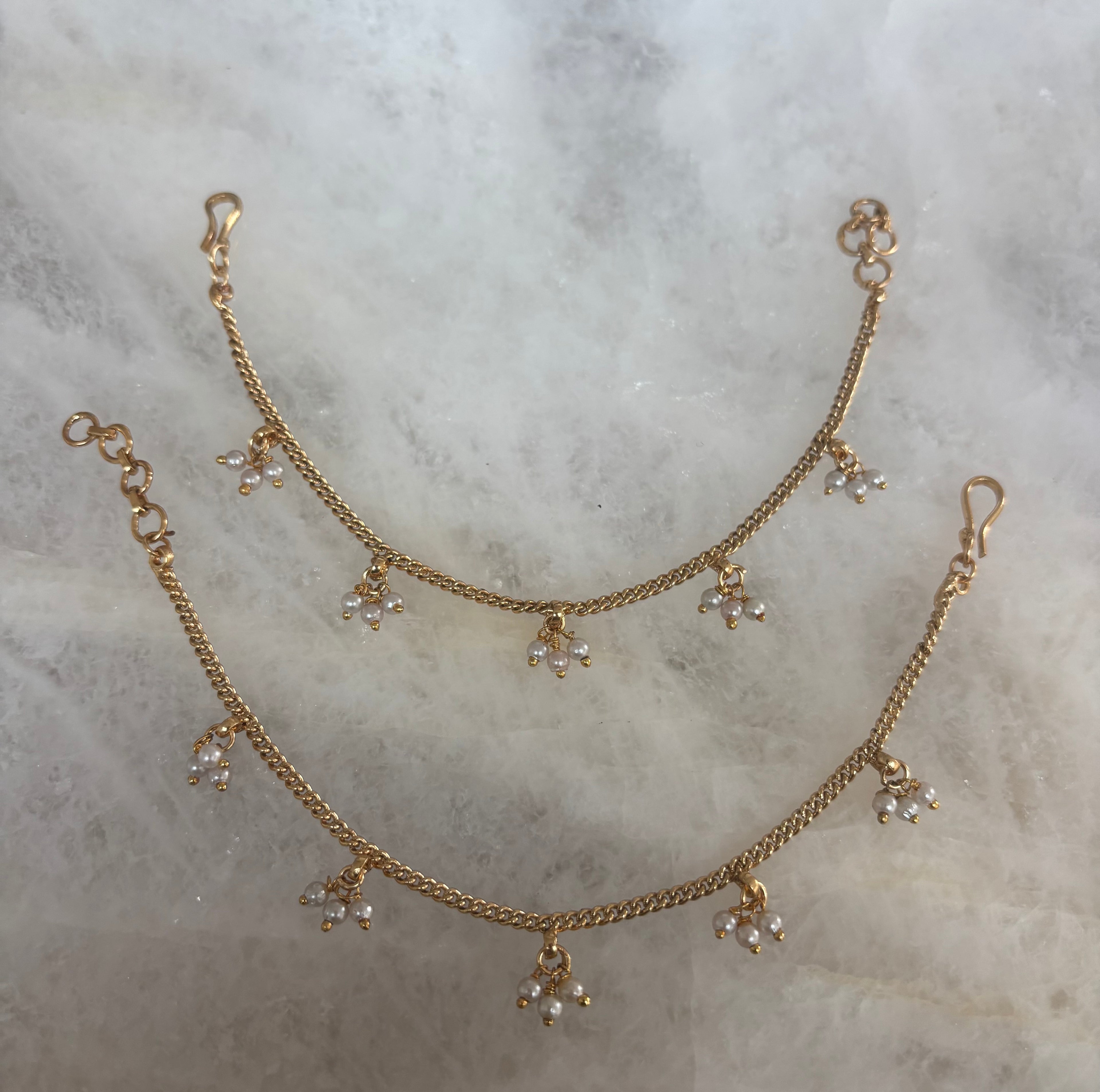 Pearl single line earring chain