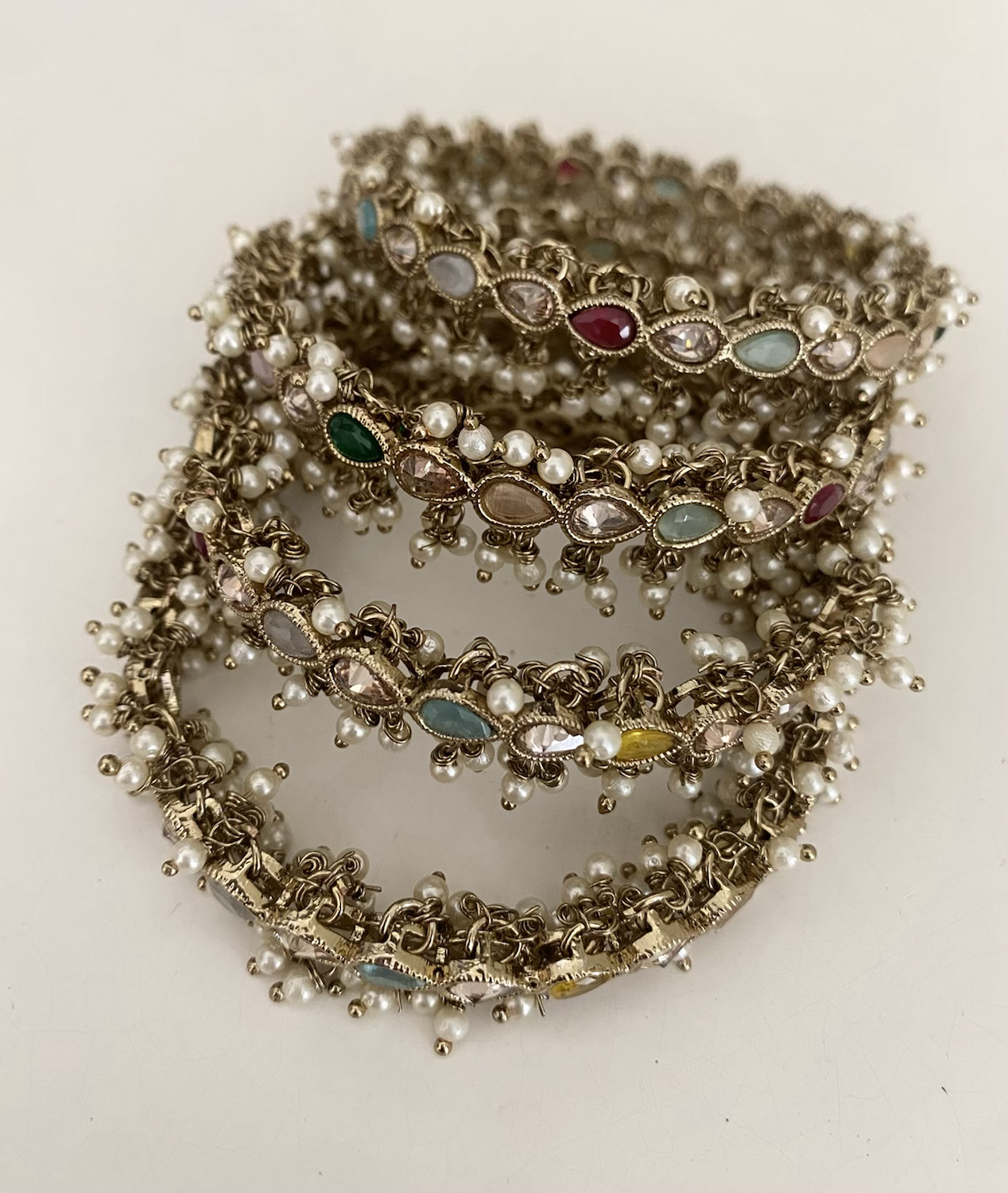 Tear drop pearl trim (mix colour)  image 1