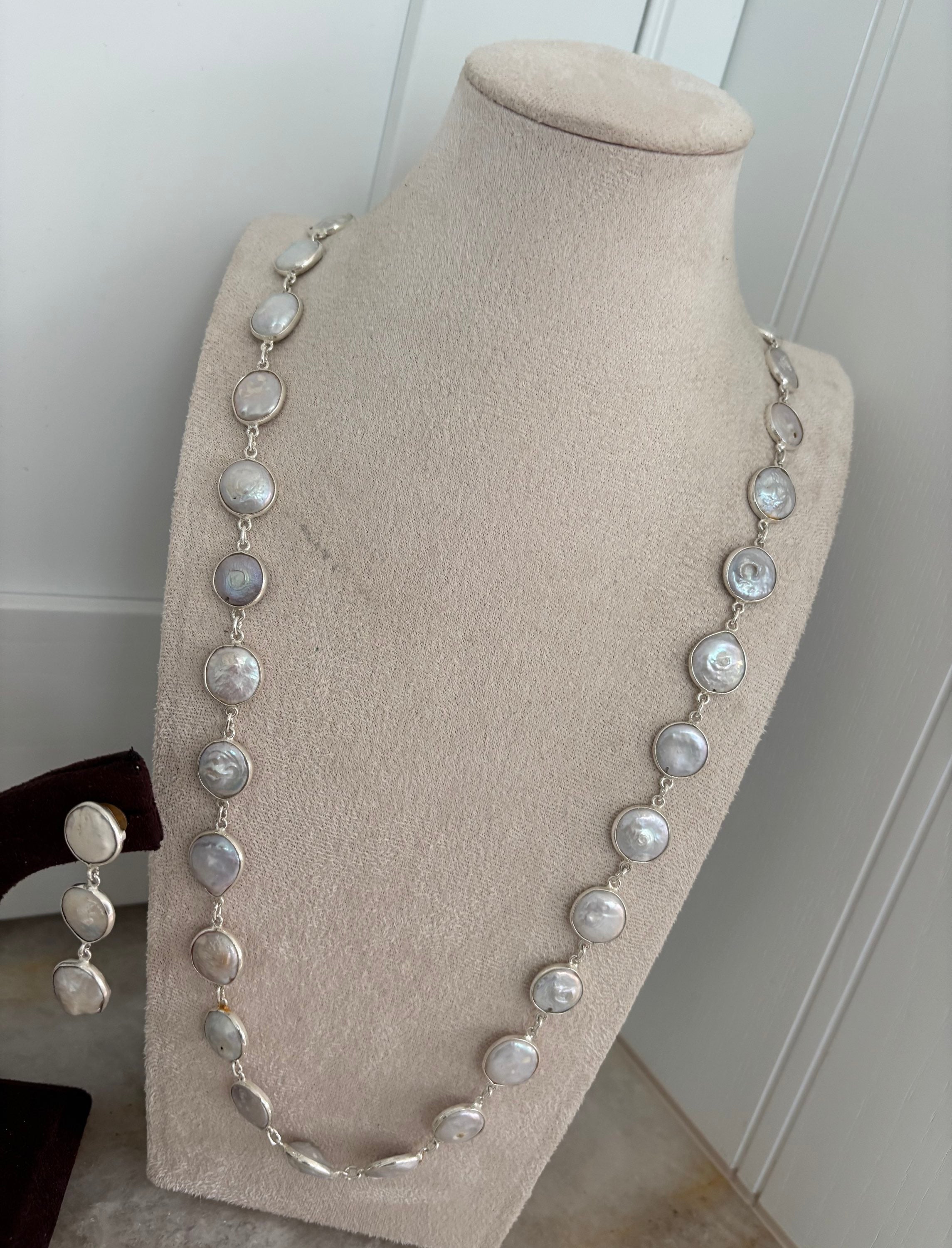 Mother of pearl long mala (silver base) image 1