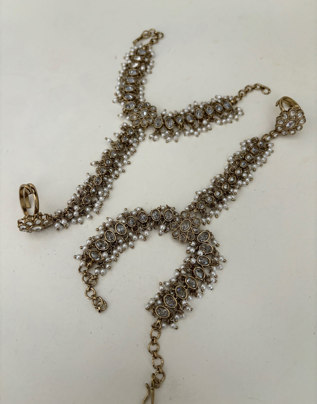 Shalin (clear stone) x2 image 0