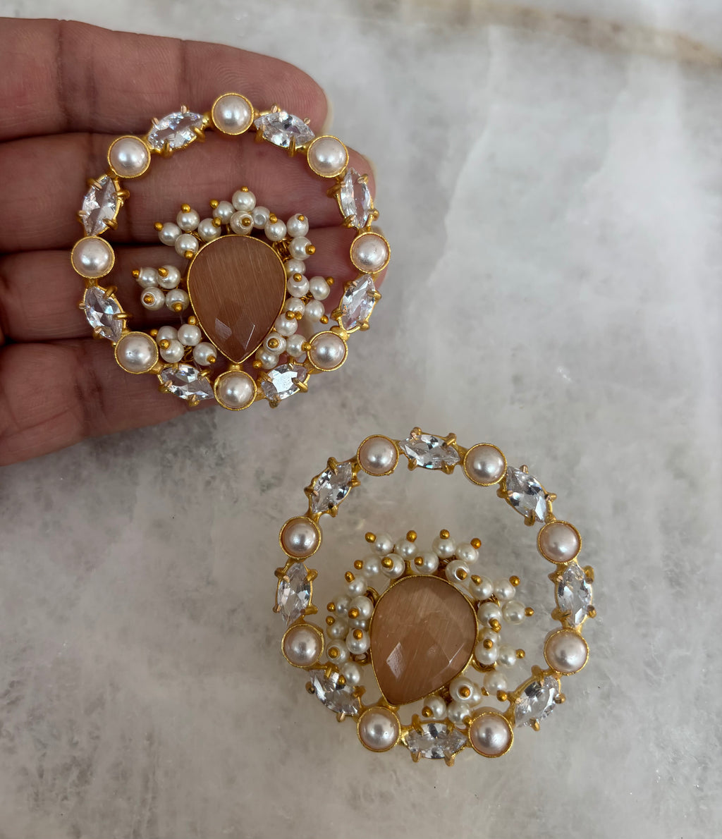 IH precious stone (T)