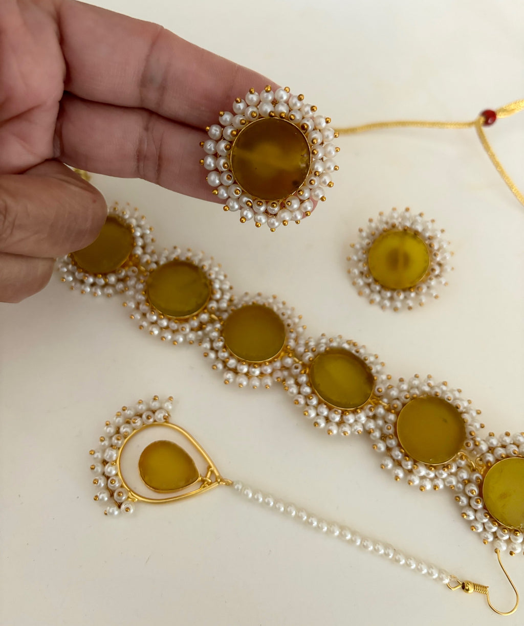 Raw stone pearl trim with tikli  image 1